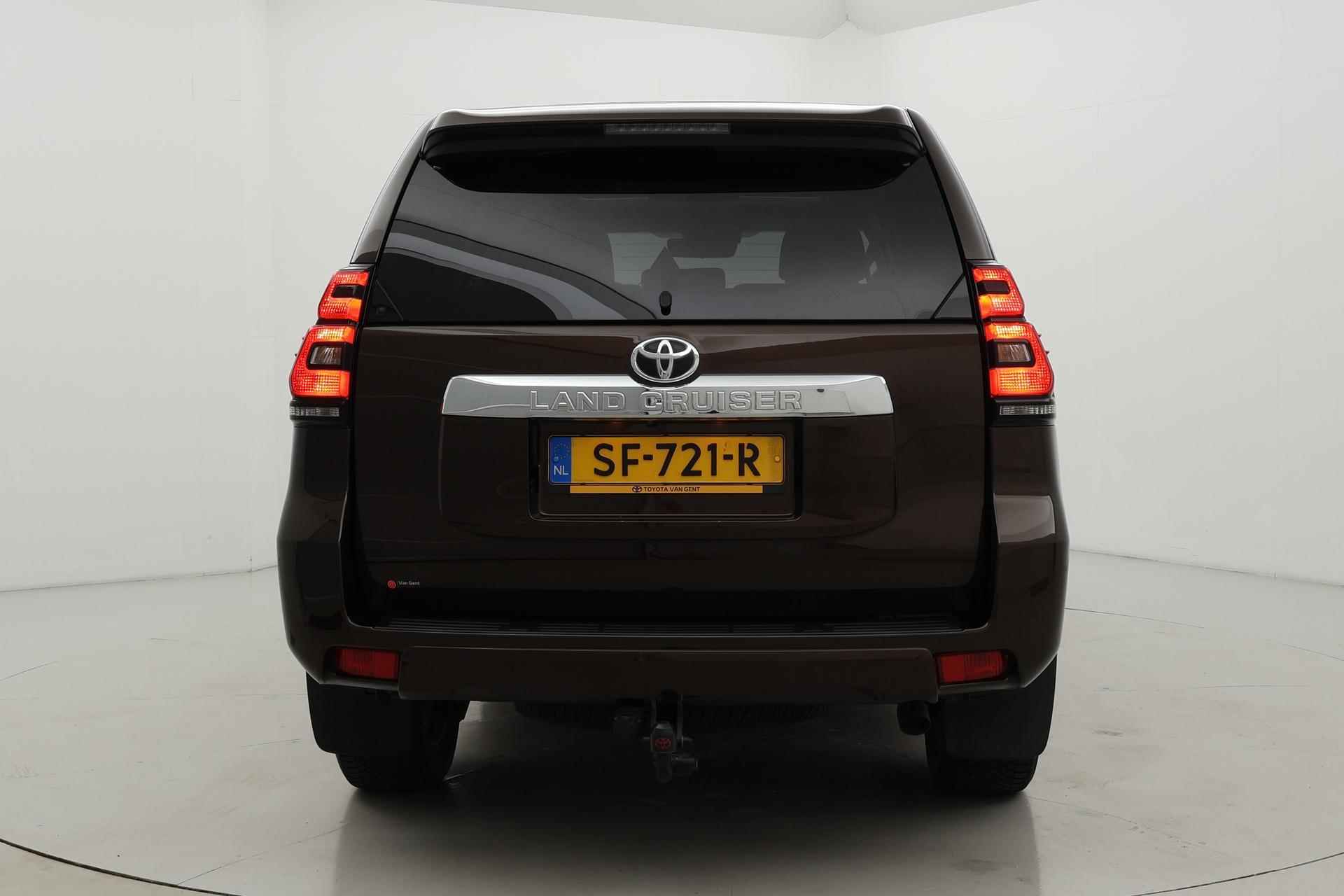 Toyota Land Cruiser 7 pers. 2.8 D-4D Executive | Trekhaak | Panoramadak | JBL | Leder - 20/46