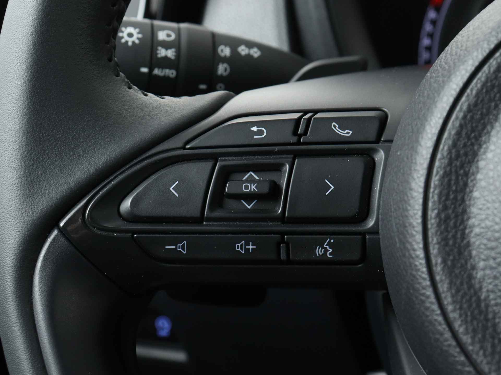 Toyota Aygo X 1.0 Premium Limited | Stoelverwarming | Navigatie | LED | Parkeersensoren | - 22/43