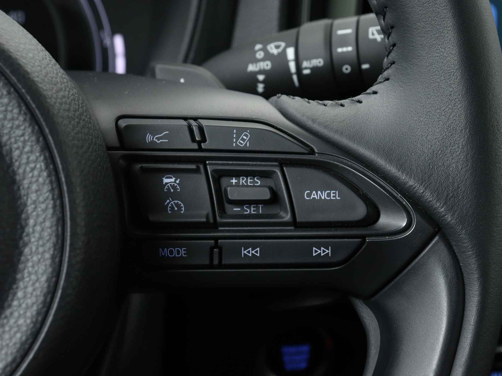 Toyota Aygo X 1.0 Premium Limited | Stoelverwarming | Navigatie | LED | Parkeersensoren | - 23/43