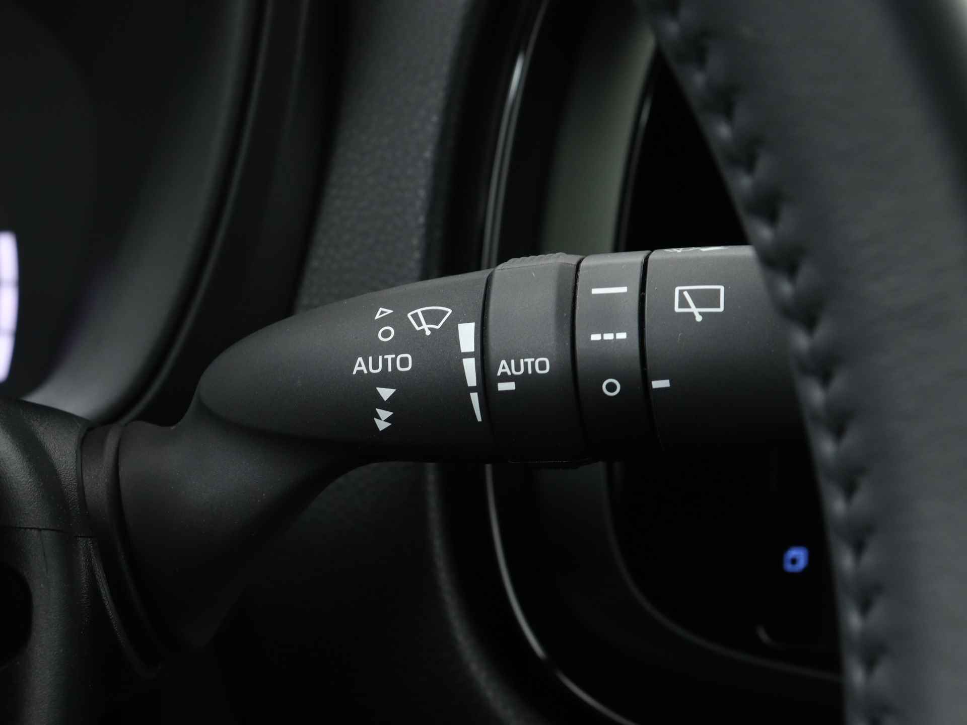 Toyota Aygo X 1.0 Premium Limited | Stoelverwarming | Navigatie | LED | Parkeersensoren | - 25/43