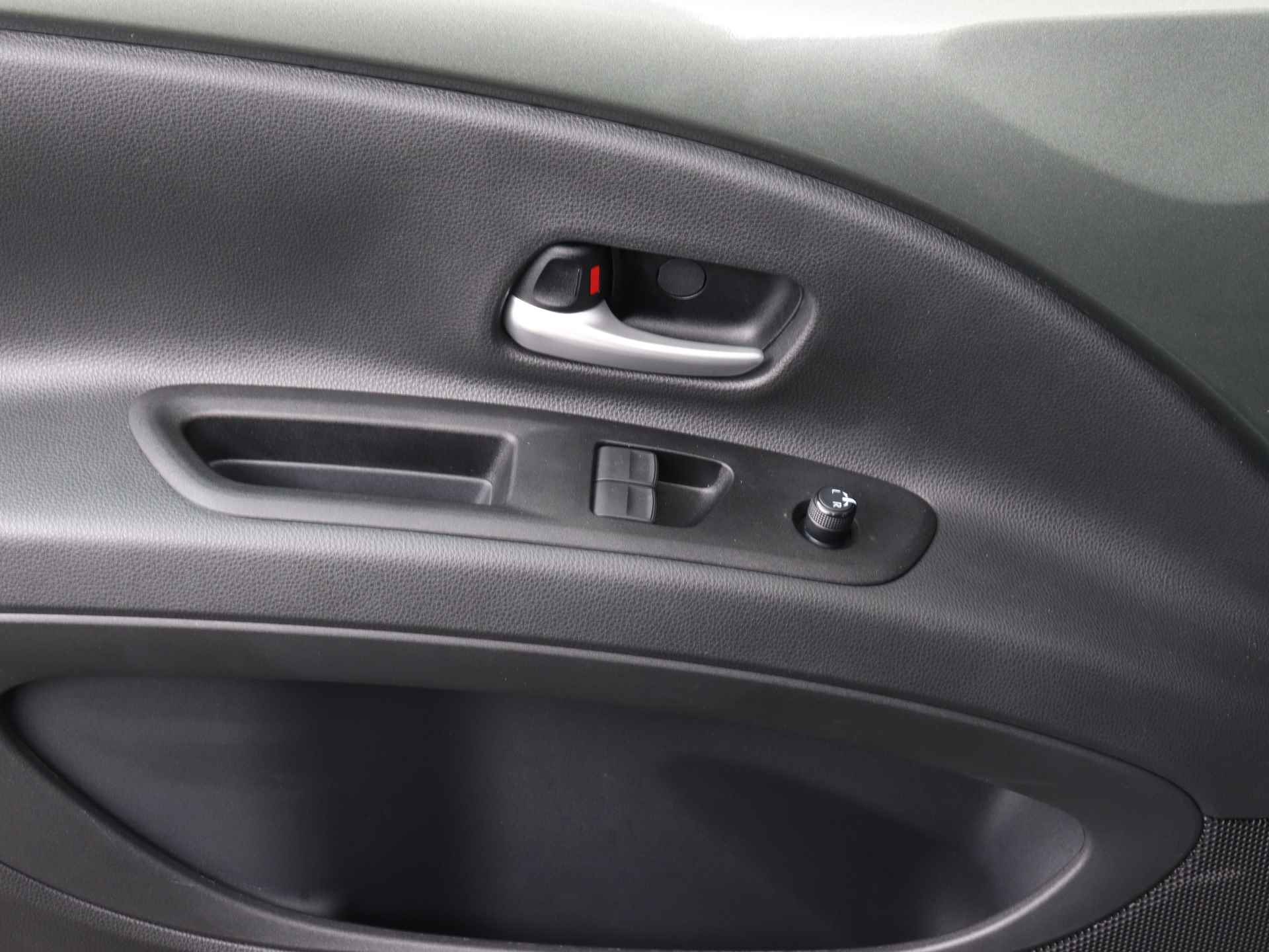Toyota Aygo X 1.0 Premium Limited | Stoelverwarming | Navigatie | LED | Parkeersensoren | - 33/43