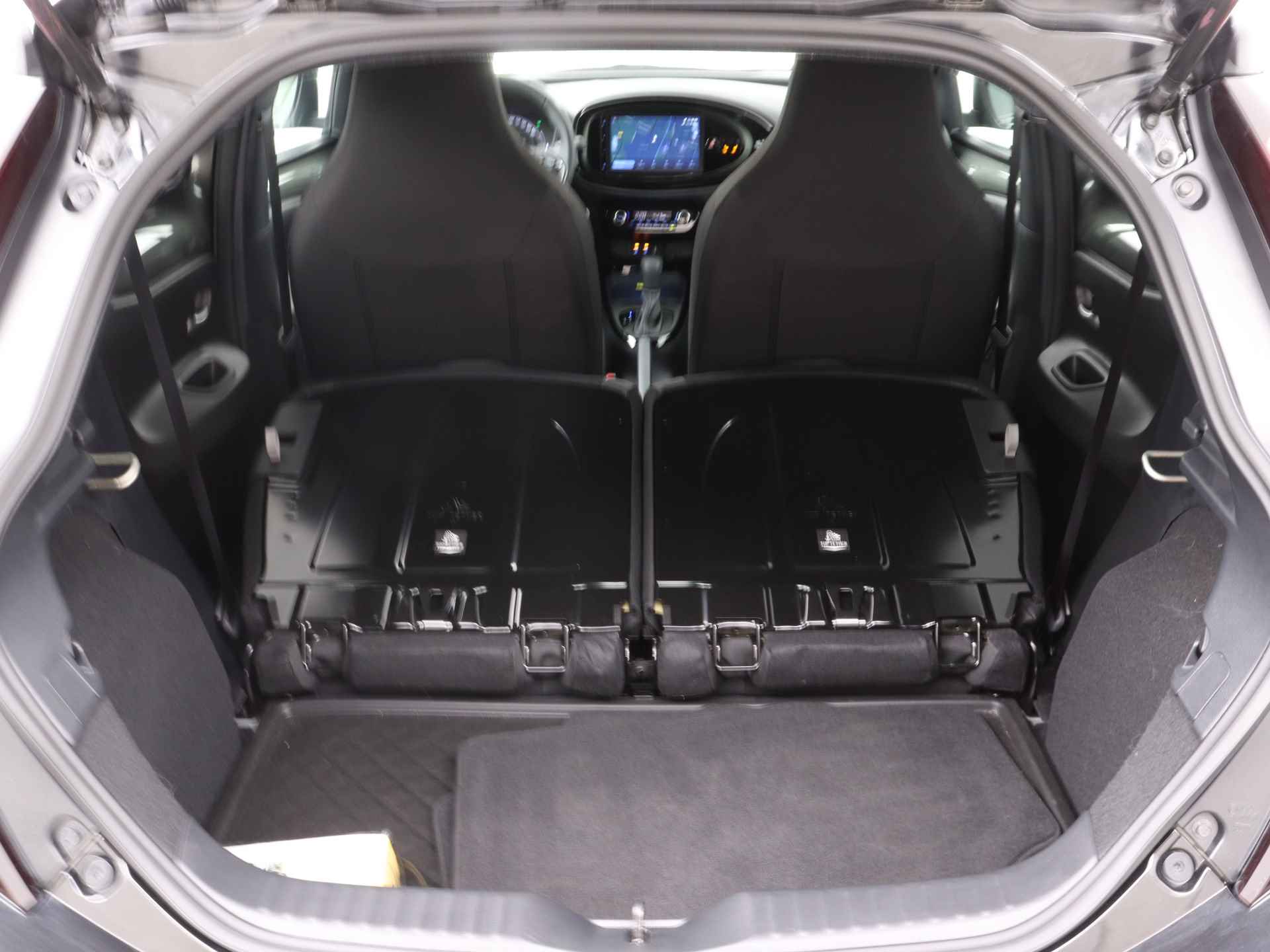 Toyota Aygo X 1.0 Premium Limited | Stoelverwarming | Navigatie | LED | Parkeersensoren | - 38/43