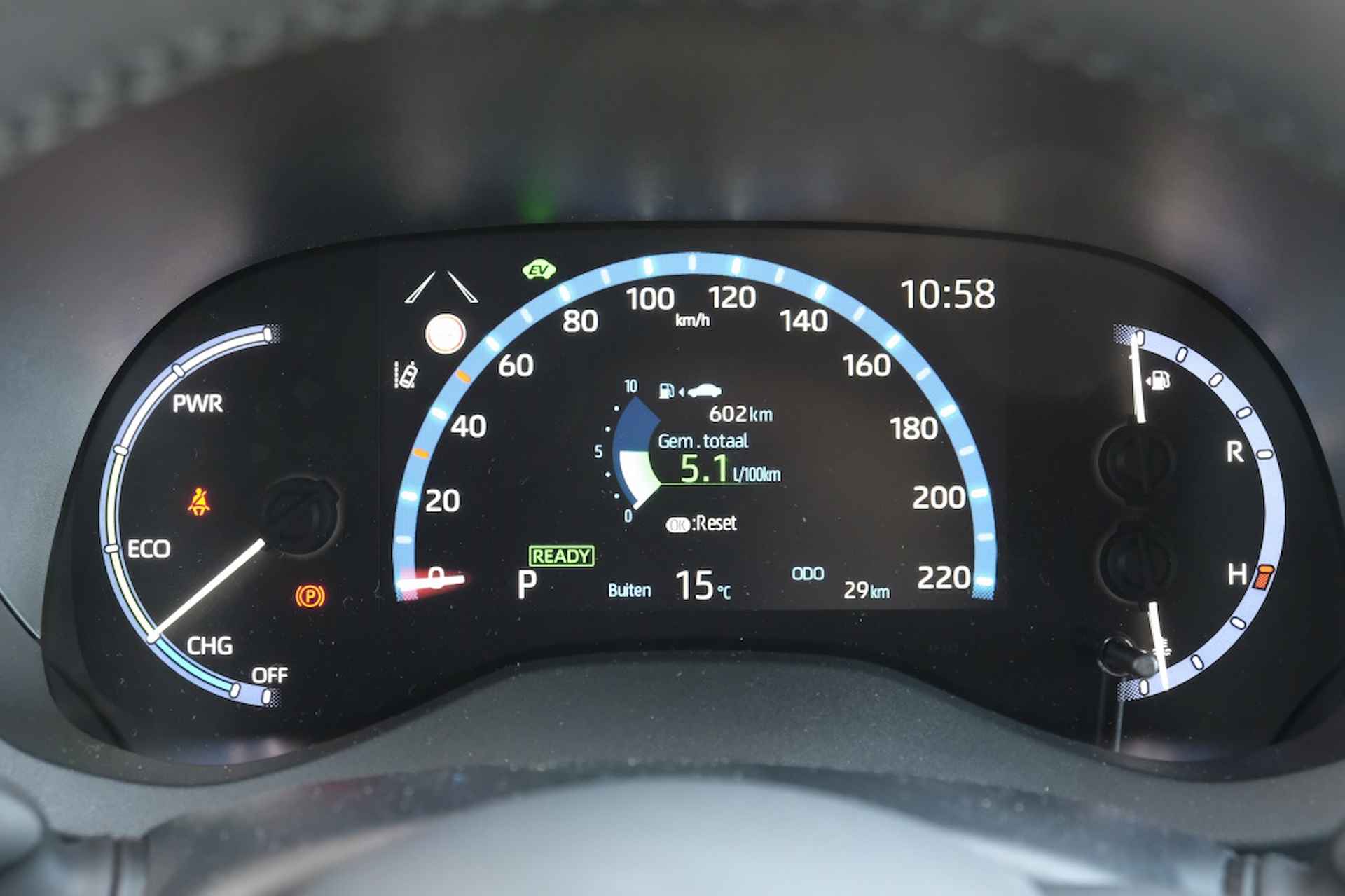 Toyota Yaris Cross 1.5 Hybrid 115PK Explore Automaat | Airconditioning, automatisch - 2/40