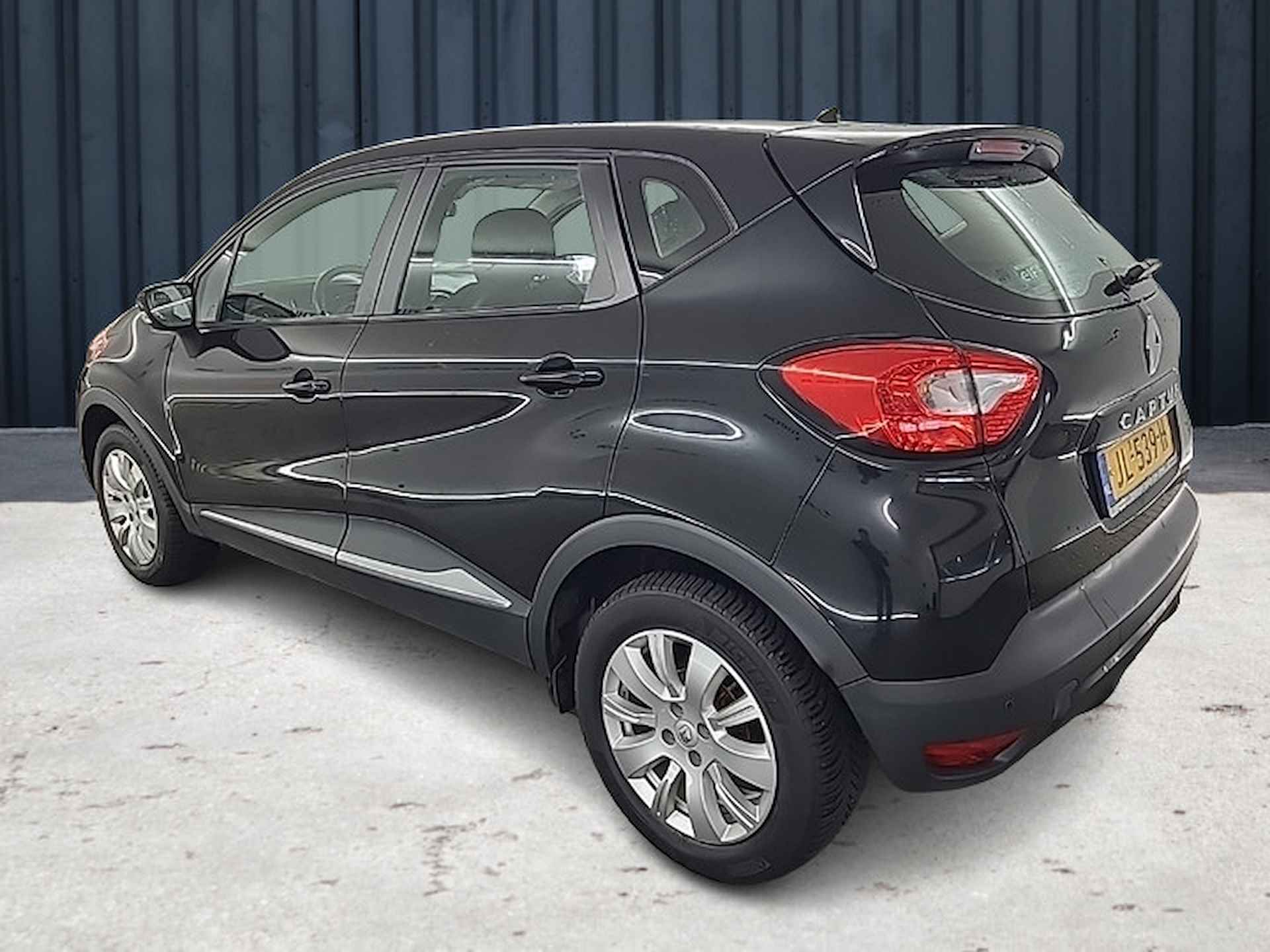 Renault Captur 0.9 TCe Expression (90 PK) 1e-EIg. Keurig-Onderh. BOVAG-Garantie. NL-Auto. Trekhaak, Navigatie, Cruisecontrol, Parkeersensoren, Bluetooth, Airco, Licht-Zicht-Pakket, Lm-Velgen-16Inch, Privacy-Glas, Inklapbare-Buitenspiegels - 5/18