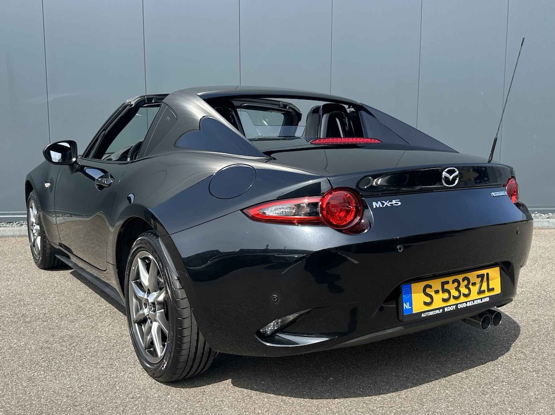 Mazda MX-5 RF 1.5 SkyActiv-G 132PK Luxury - 8/43