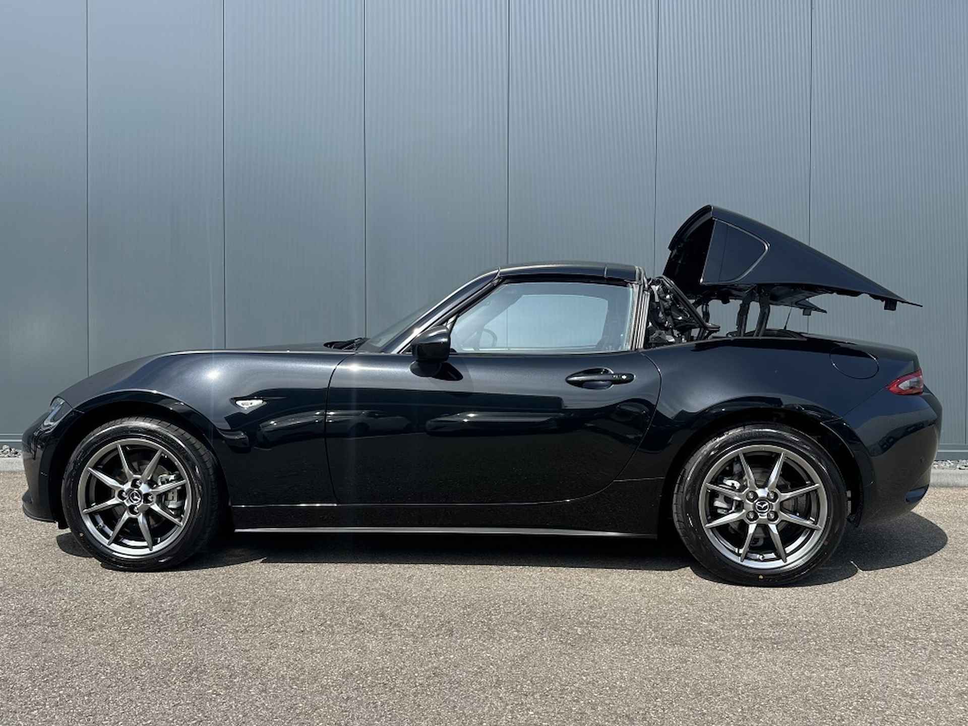 Mazda MX-5 RF 1.5 SkyActiv-G 132PK Luxury - 15/43