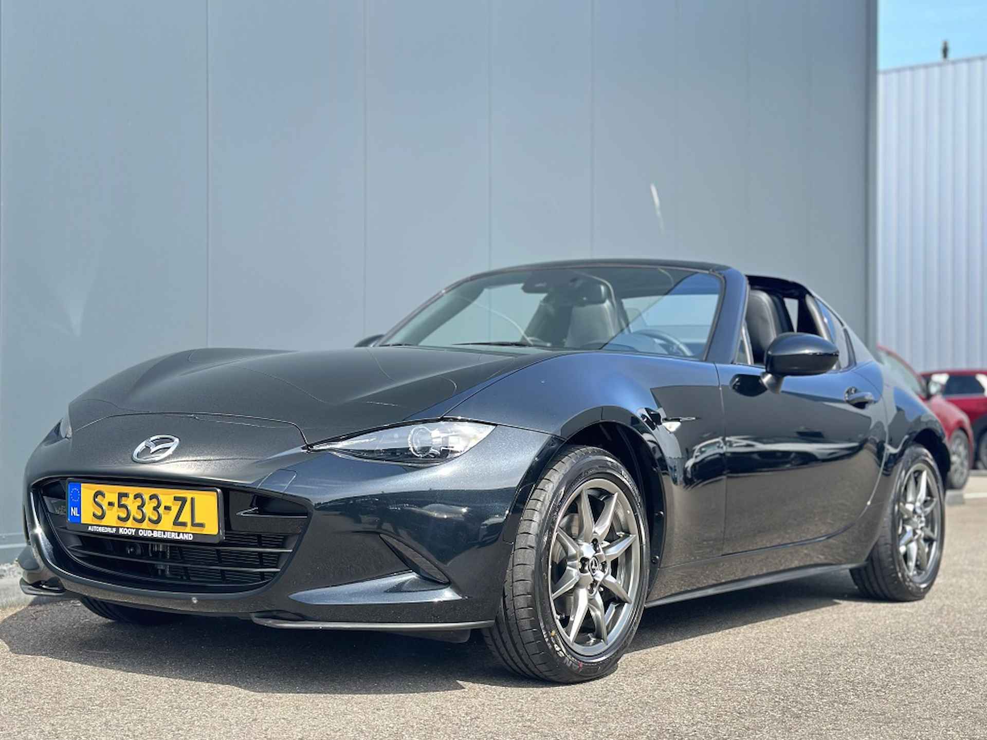 Mazda MX-5 RF 1.5 SkyActiv-G 132PK Luxury - 17/43