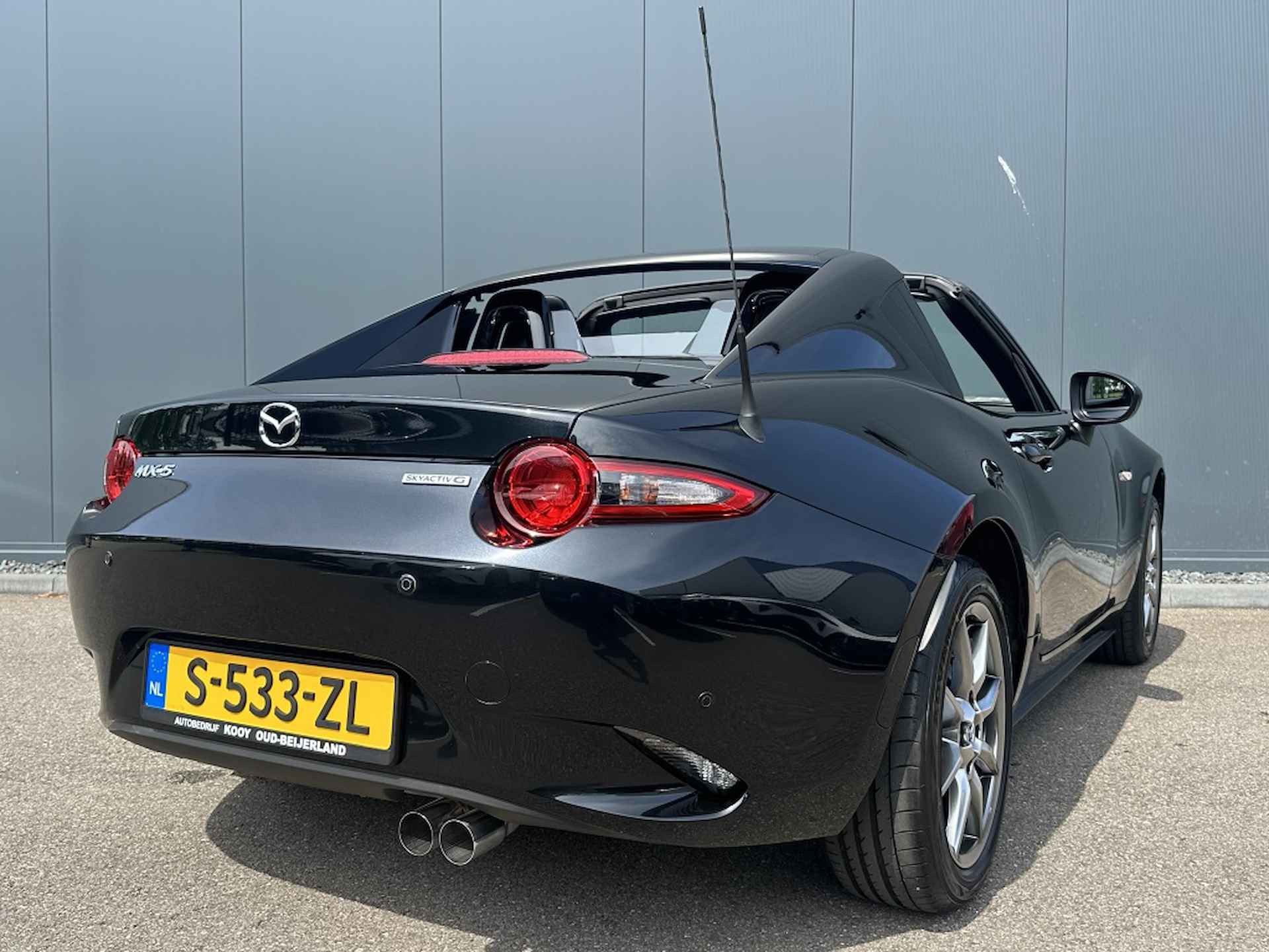 Mazda MX-5 RF 1.5 SkyActiv-G 132PK Luxury - 3/43