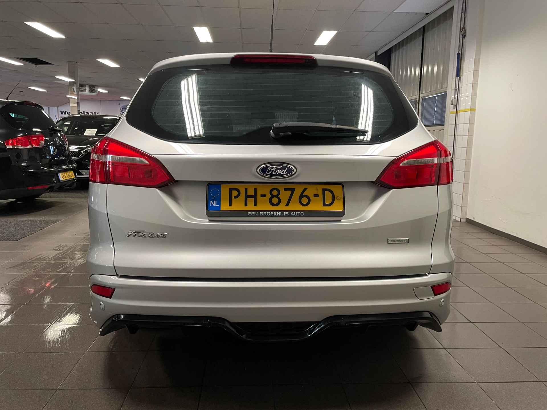 Ford Focus Wagon 1.0 ST-Line * LED / Navigatie / Cruise control * - 4/24