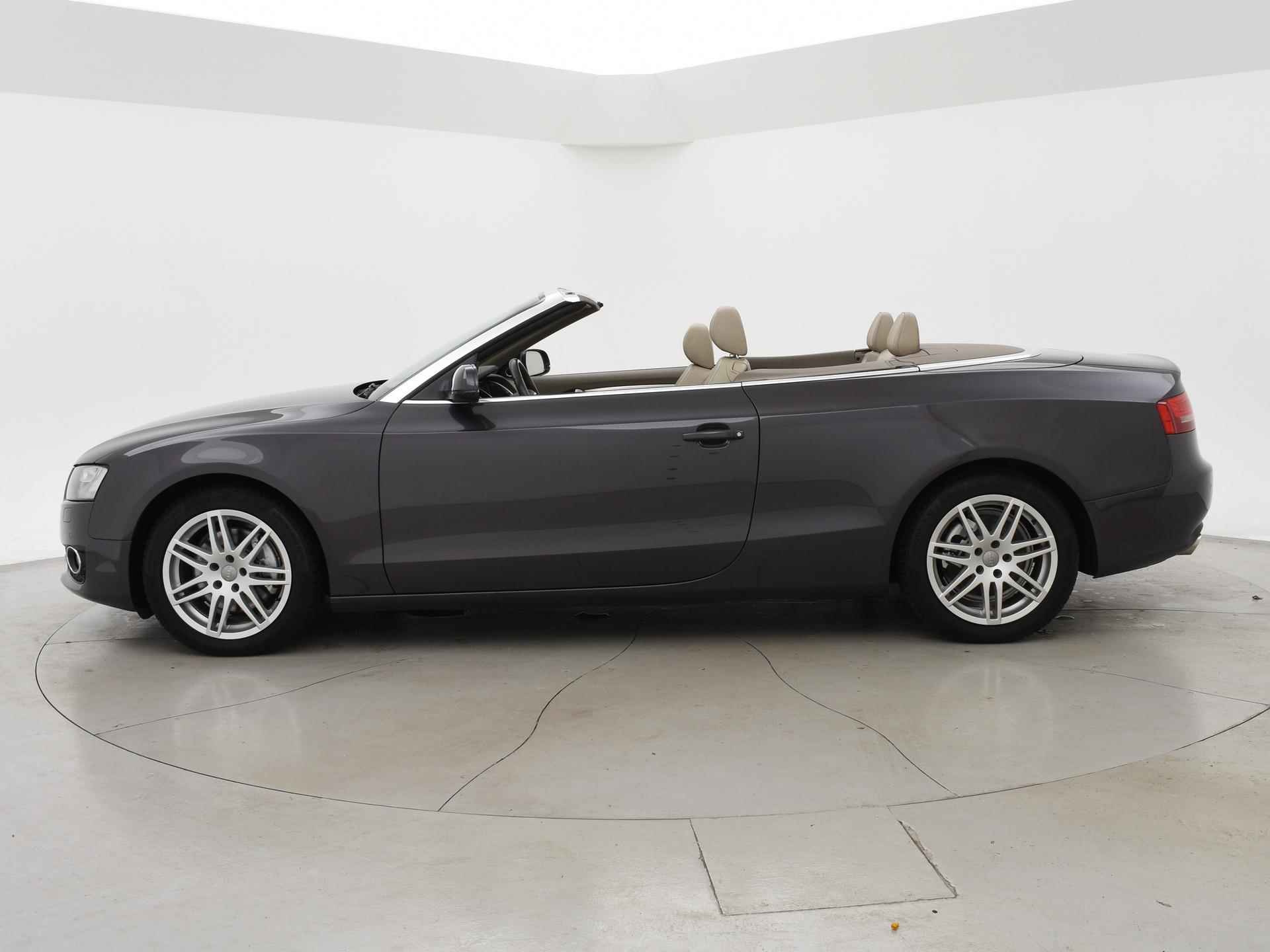 Audi A5 Cabriolet 3.0 TDI V6 240 PK QUATTRO 1e EIG. NWPRIJS €98.528 Audi A5 Cabriolet 3.0 TDI V6 240 PK QUATTRO 1e EIGENAAR | ADAP. CRUISE | B&O | NEKVERWARMING | LEDER - 6/56