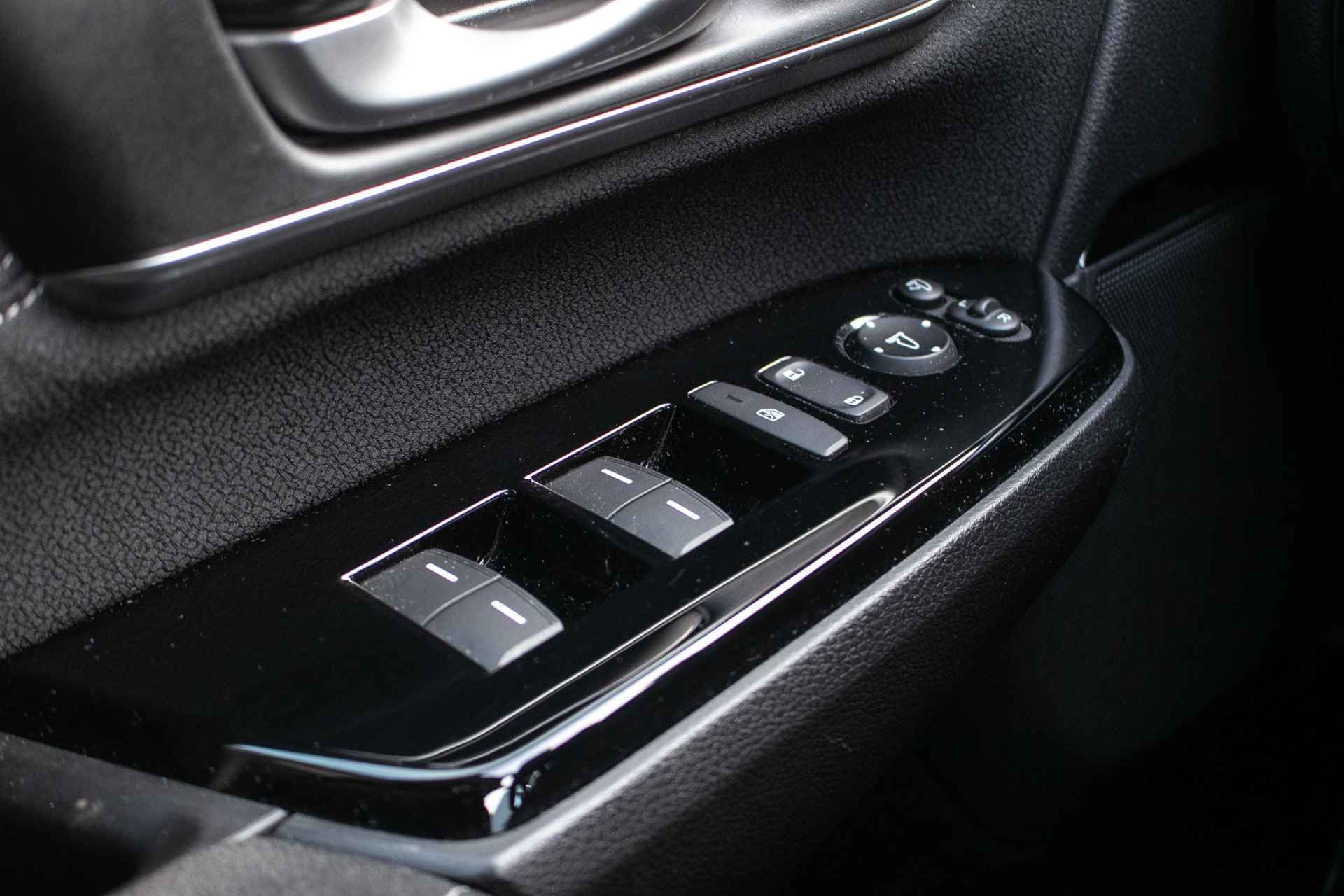 Honda CR-V 2.0 e:HEV Elegance Automaat - All in rijklaarprijs | Navi | Adapt. Cruise - 35/41
