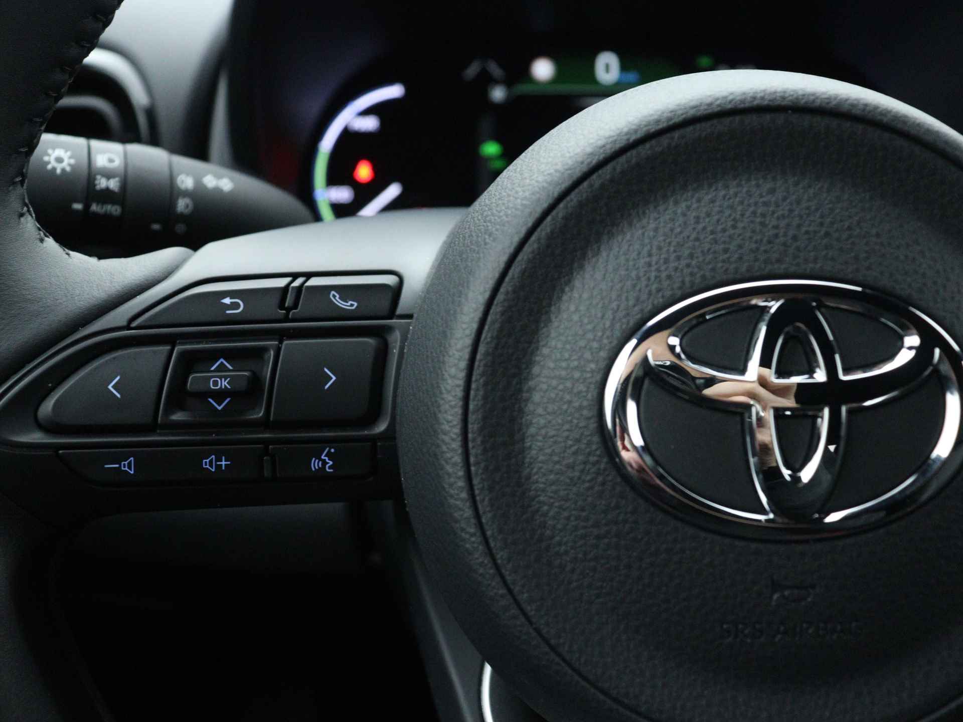 Toyota Yaris Cross 1.5 Hybrid Dynamic Apple Carplay/Android Auto | Adaptief Cruise Controle | Achteruitrijcamera - 22/43