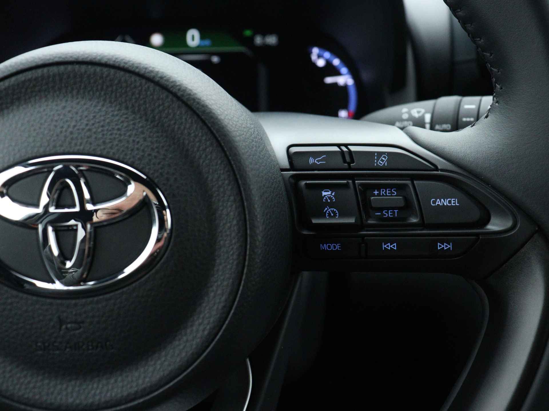 Toyota Yaris Cross 1.5 Hybrid Dynamic Apple Carplay/Android Auto | Adaptief Cruise Controle | Achteruitrijcamera - 23/43