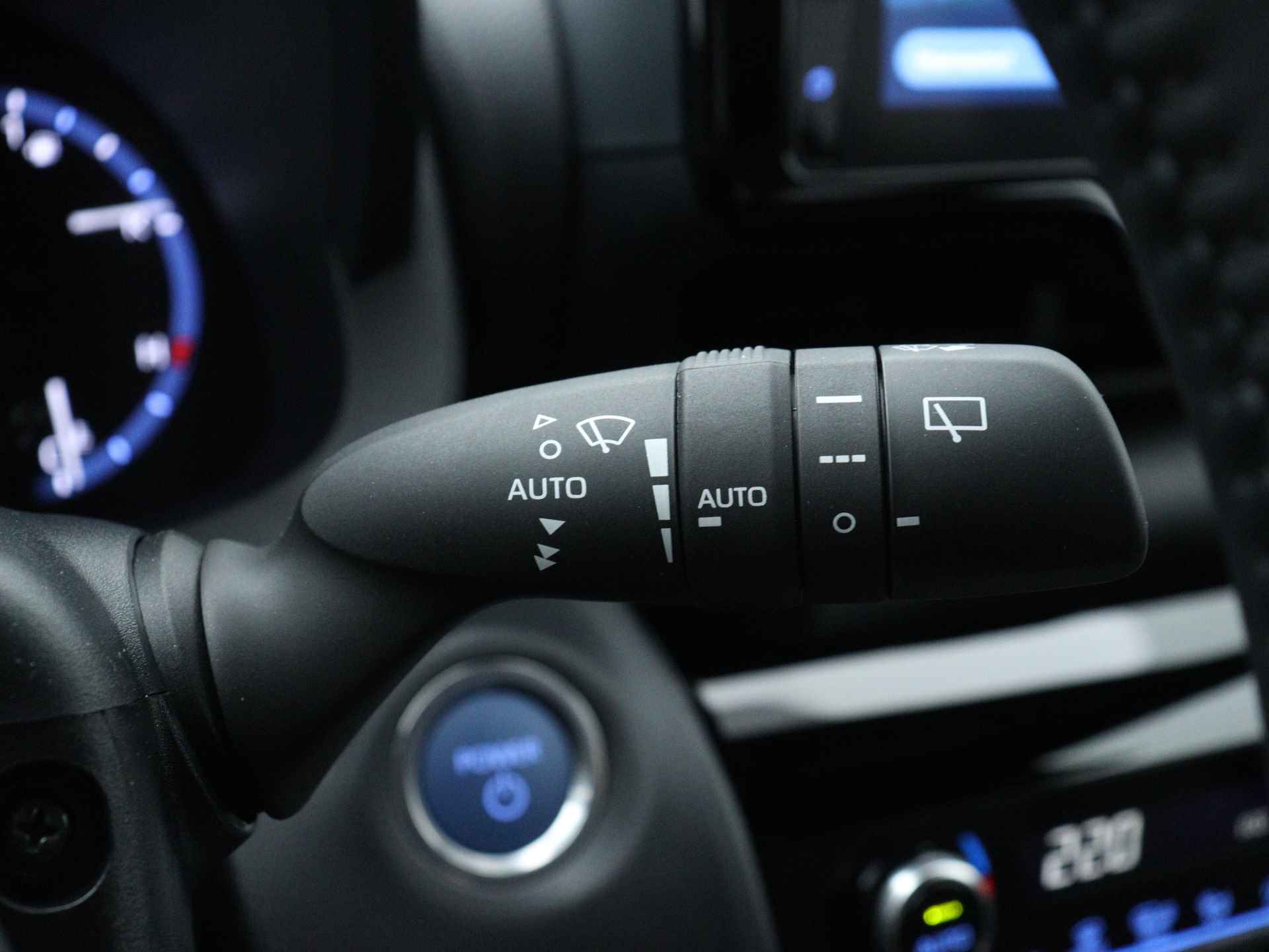 Toyota Yaris Cross 1.5 Hybrid Dynamic Apple Carplay/Android Auto | Adaptief Cruise Controle | Achteruitrijcamera - 25/43
