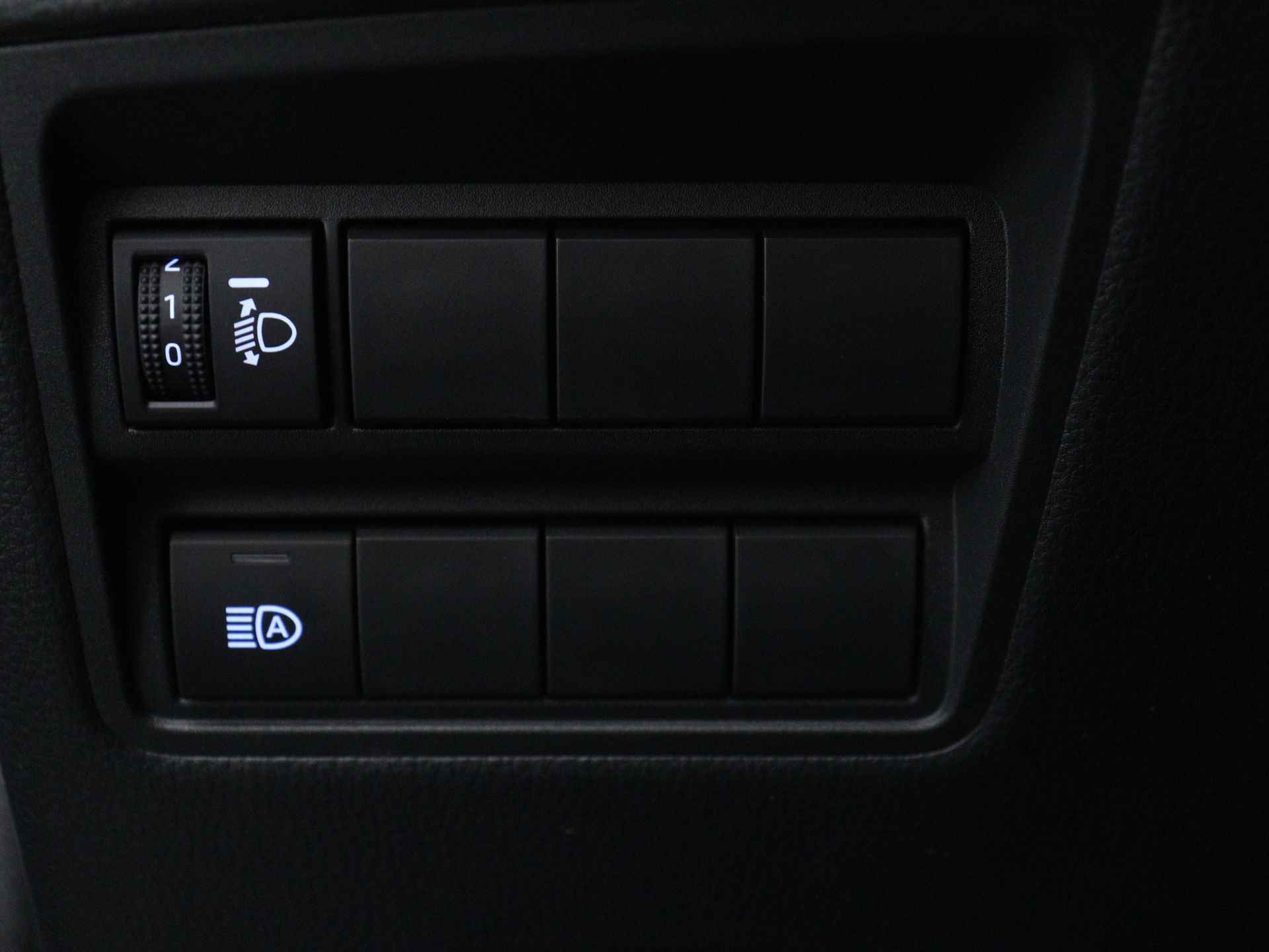 Toyota Yaris Cross 1.5 Hybrid Dynamic Apple Carplay/Android Auto | Adaptief Cruise Controle | Achteruitrijcamera - 34/43