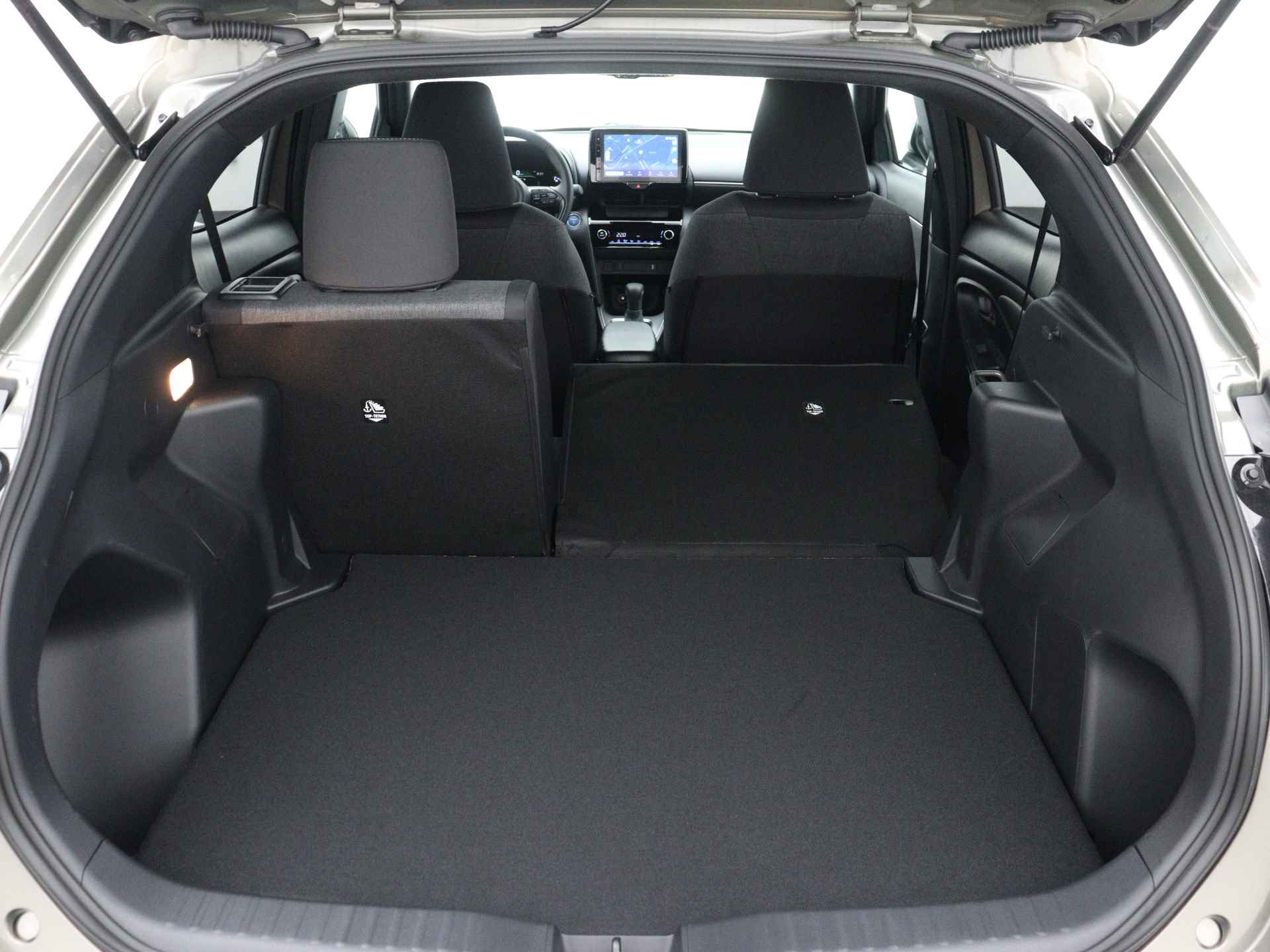 Toyota Yaris Cross 1.5 Hybrid Dynamic Apple Carplay/Android Auto | Adaptief Cruise Controle | Achteruitrijcamera - 37/43