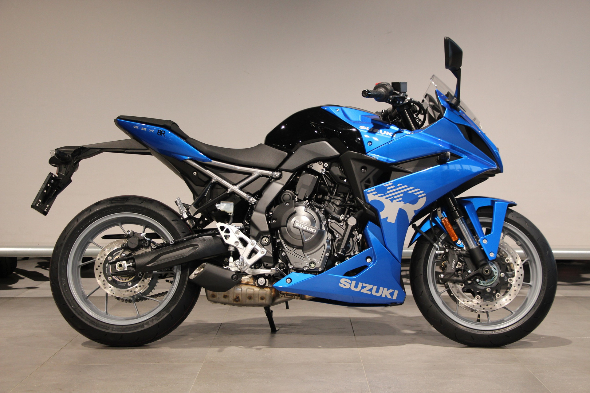 Suzuki GSX-8R