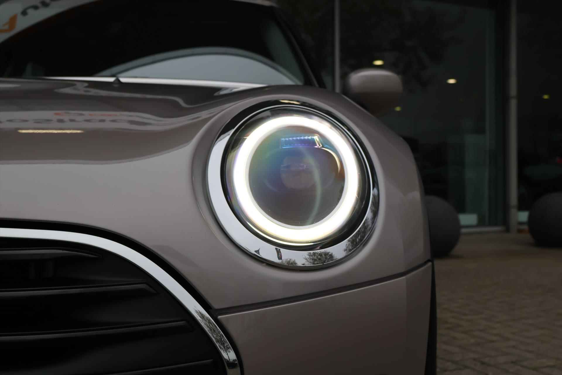 Mini Mini Clubman (f54) 1.5 Business Edition Aut | Rooftop Gray | Carplay | Cruise | DAB | Sfeer | Virtual | 1ste Eigenaar - 4/45