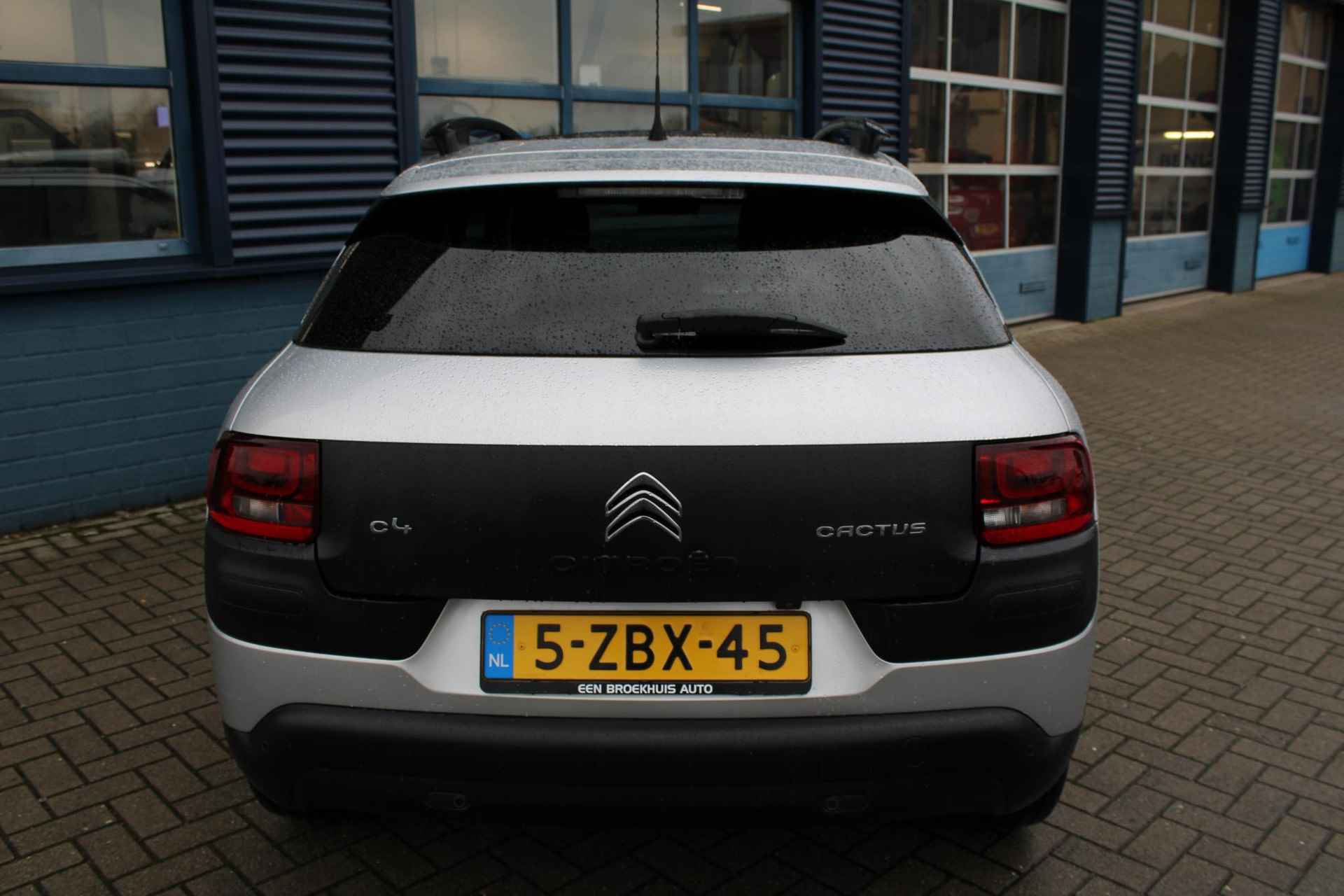 Citroen C4 Cactus 1.2 e-VTi Shine - 25/29