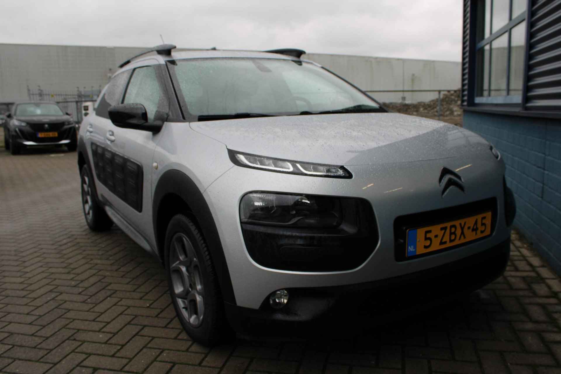 Citroen C4 Cactus 1.2 e-VTi Shine - 27/29