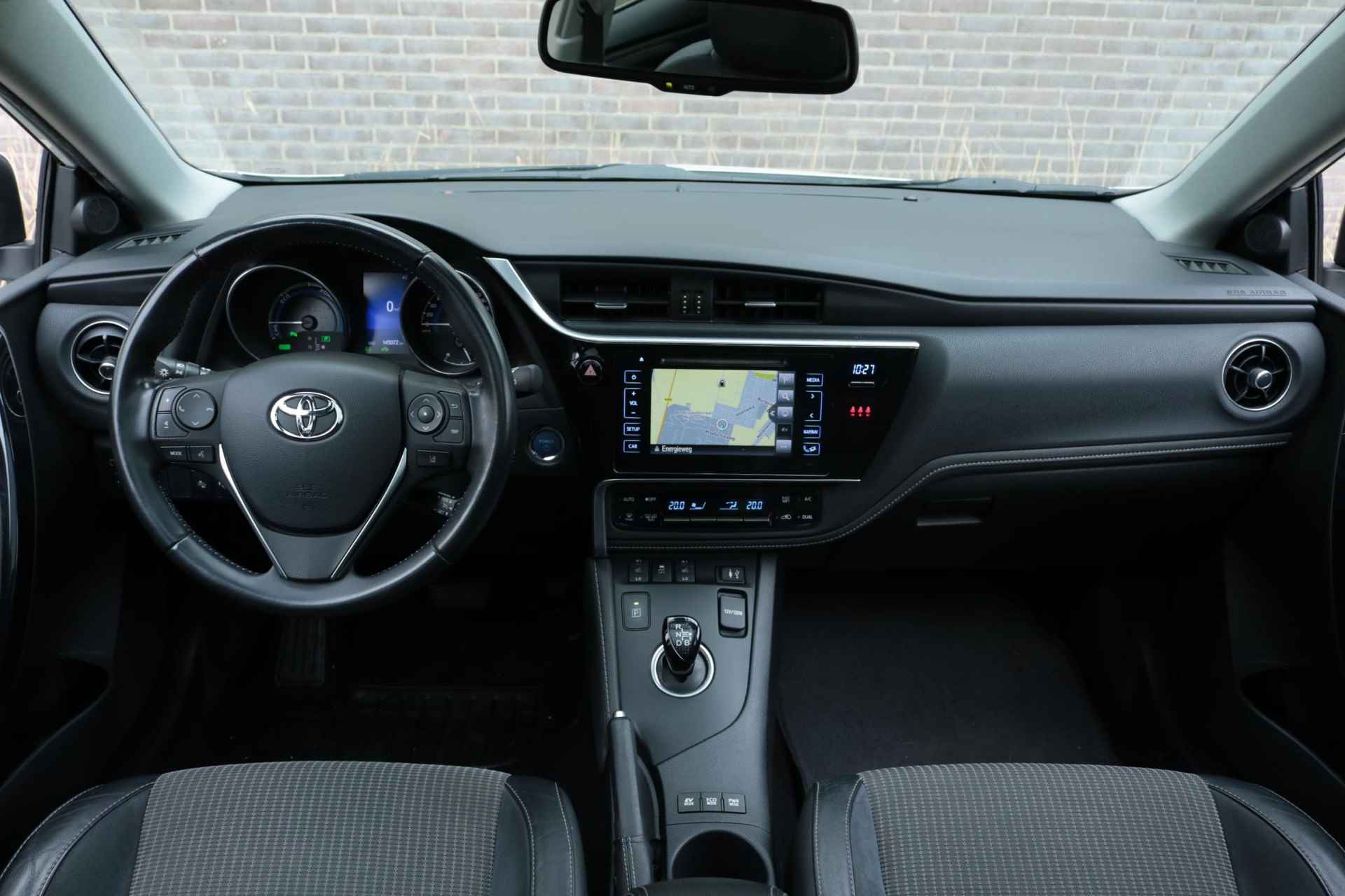 Toyota Auris Touring Sports 1.8 Hybrid Lease pro Navi, Stoelverwarming, Toyota Safety Sense, Parkeersensoren, Panorama dak - 3/46