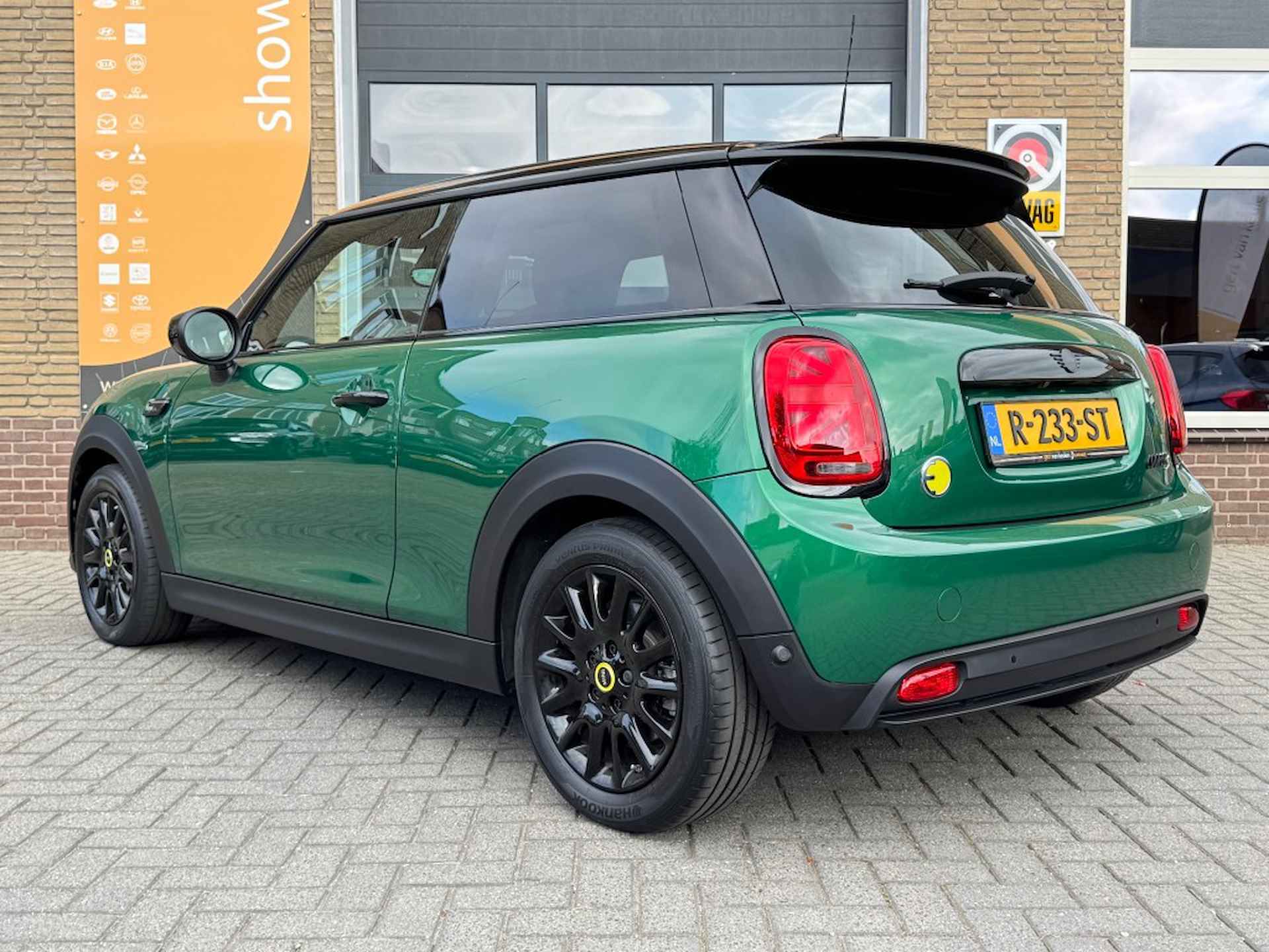 MINI Cooper Se CAMDEN EDITON SP.STOELEN/2-TONE/LED/NL-AUTO/12.000 KM! - 16/41