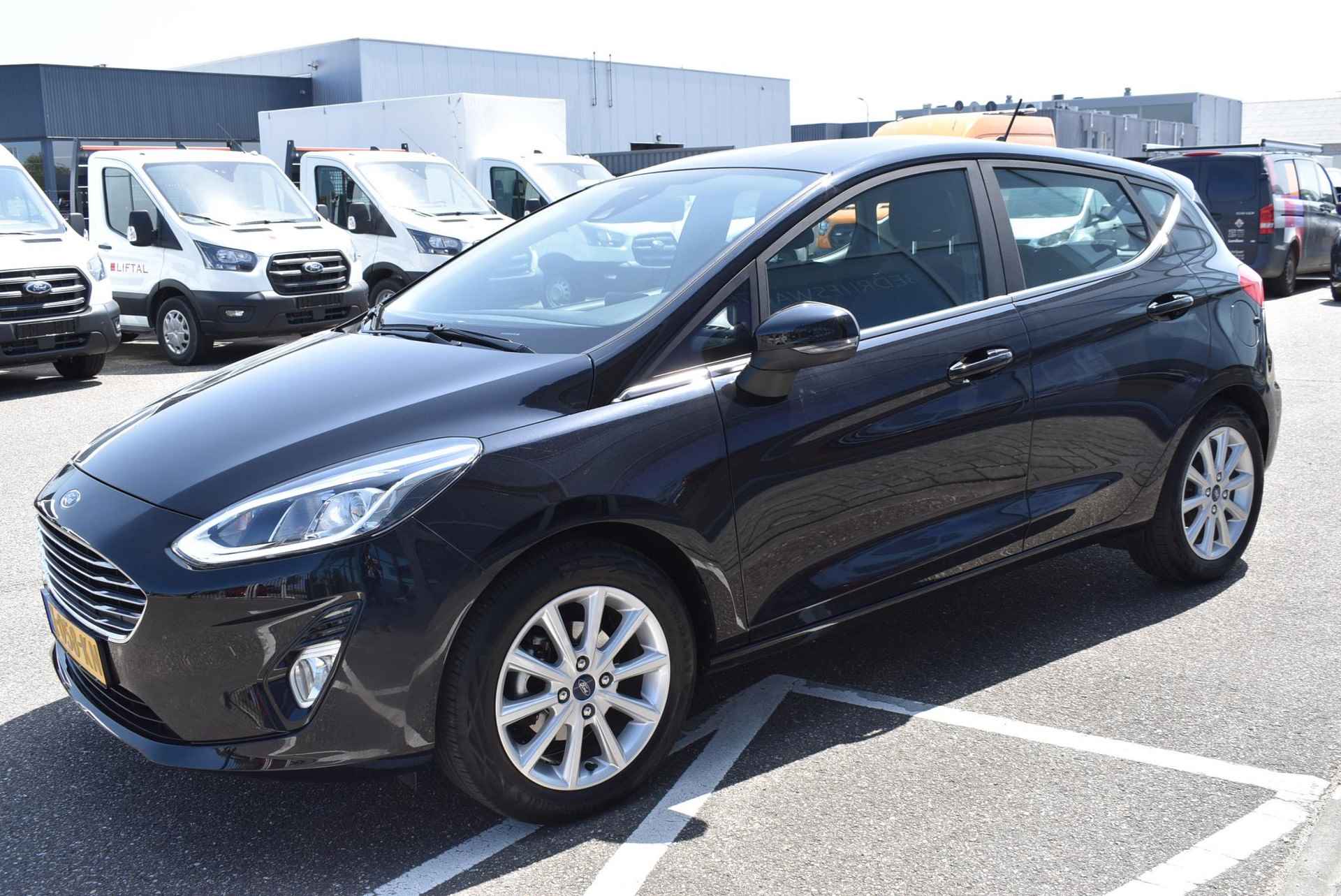 Ford Fiesta 1.0 EcoBoost Titanium | Navi | Winter Pack | Cruise Control | Bluetooth | Climate Control | PDC - 3/18