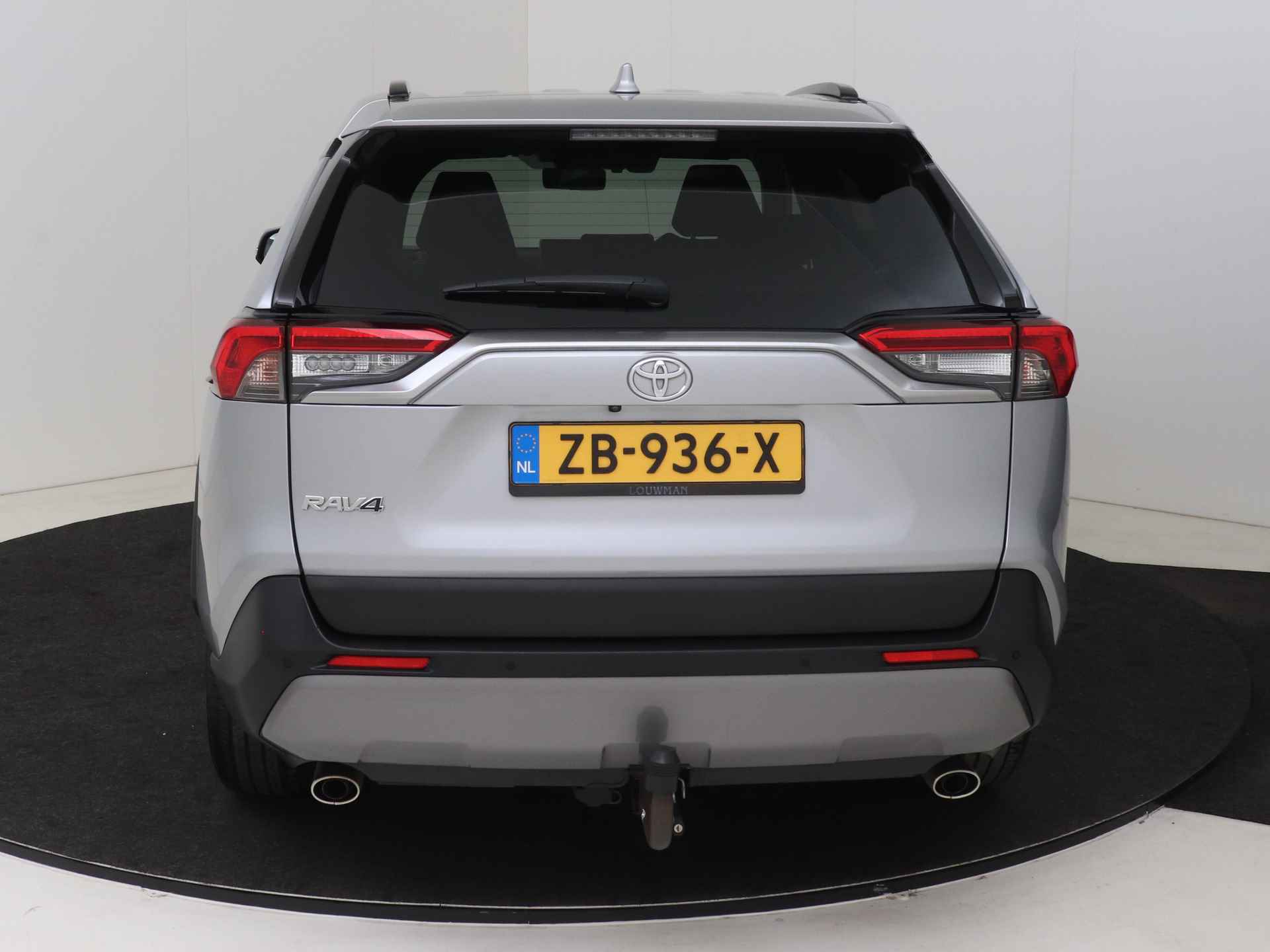 Toyota RAV4 2.0 VVT-iE Dynamic I Navigatie I Climate Control I Cruise Control Adaptief I 2000KG trekgewicht I 1e Eigenaar I Volledig LOUWMAN Onderhouden I Afneembare Trekhaak I - 29/48