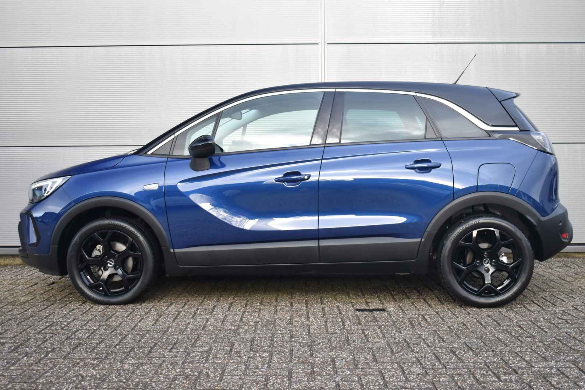 Opel Crossland 1.2T GS Automaat Navigatie Keyless Achteruitrijcamera Parkeersensoren Voor en Achter - 2/41