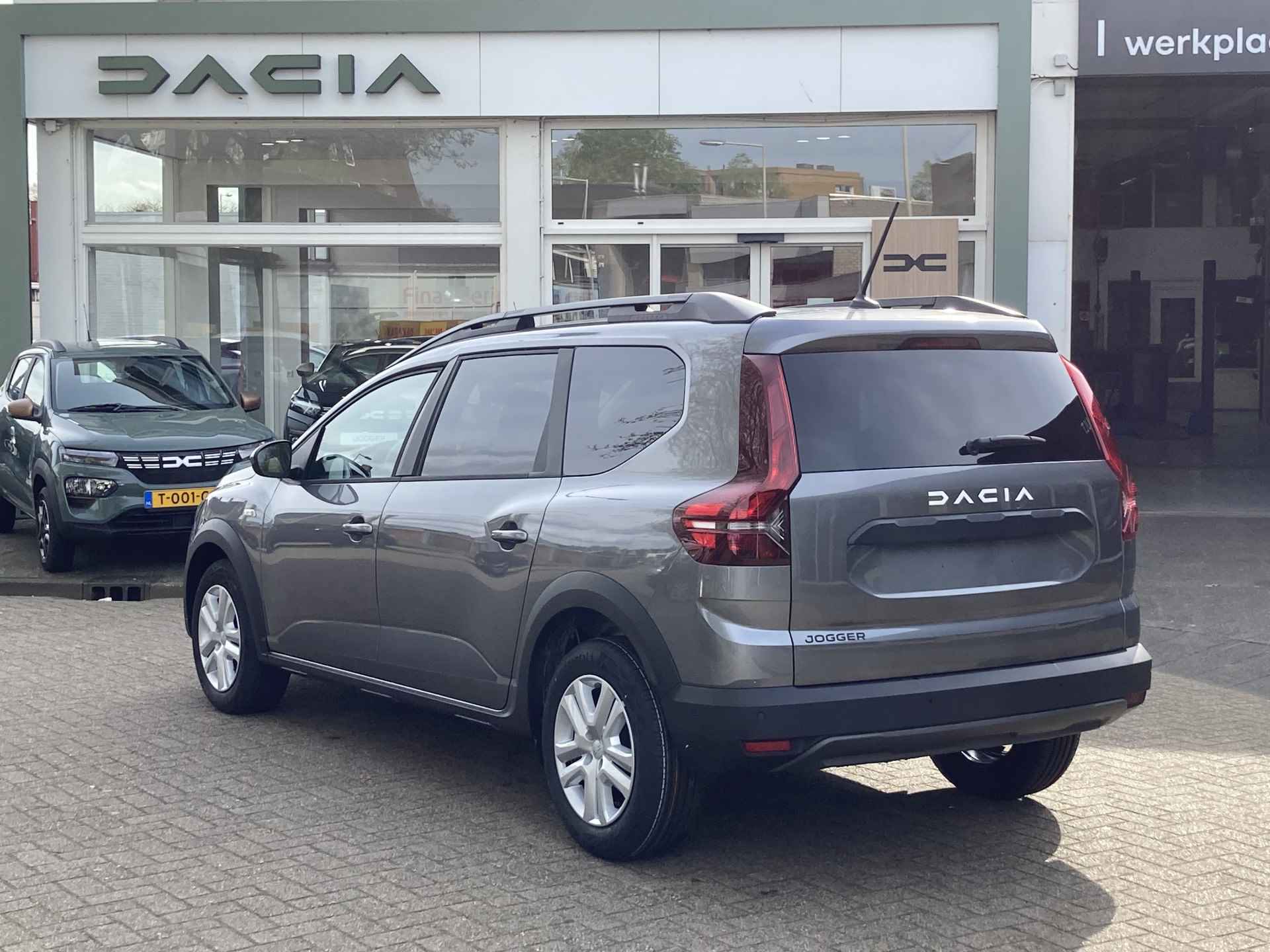 Dacia Jogger 1.0 TCe 110 Expression 7p. - Pack Assist / Pack Easy/ Media Nav - 9/36