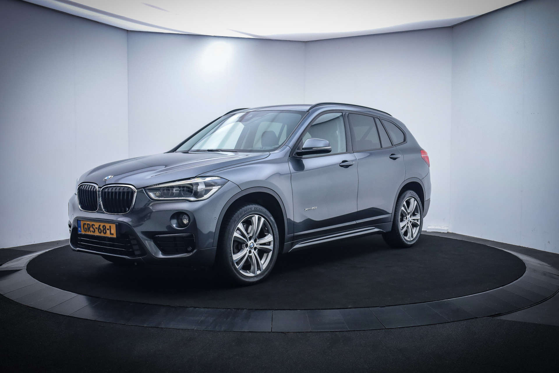 BMW X1 20iA X-Dr. NAVI/CLIMA/TREKH.AFN./STOELVERW./SPORTST.