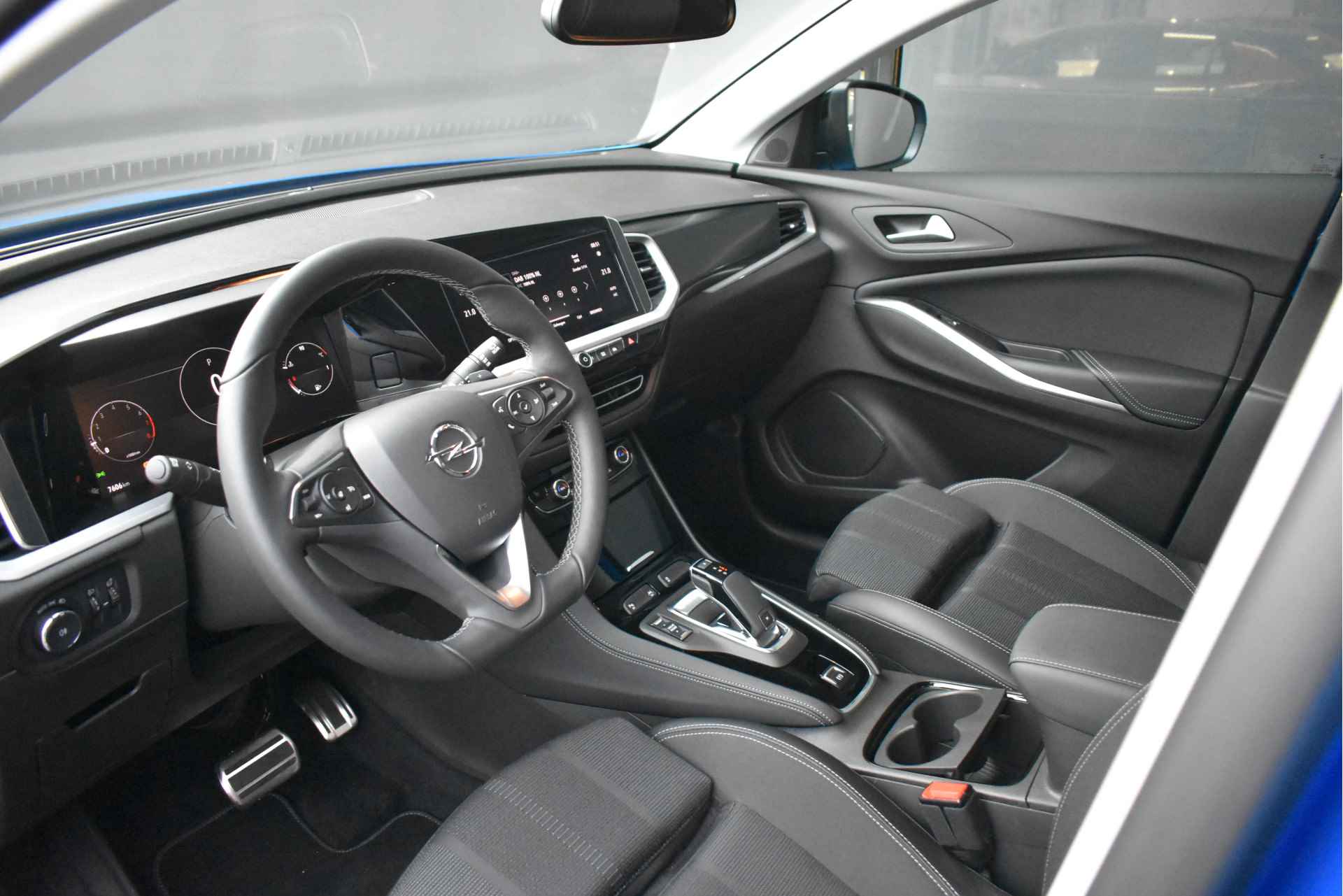Opel Grandland 1.2 Turbo GS 130pk Automaat | Stuur/Stoelverwarming | AGR-Comfortstoel | Voorruitverwarming | Full-LED | Parkeersensoren | Clima - 7/50