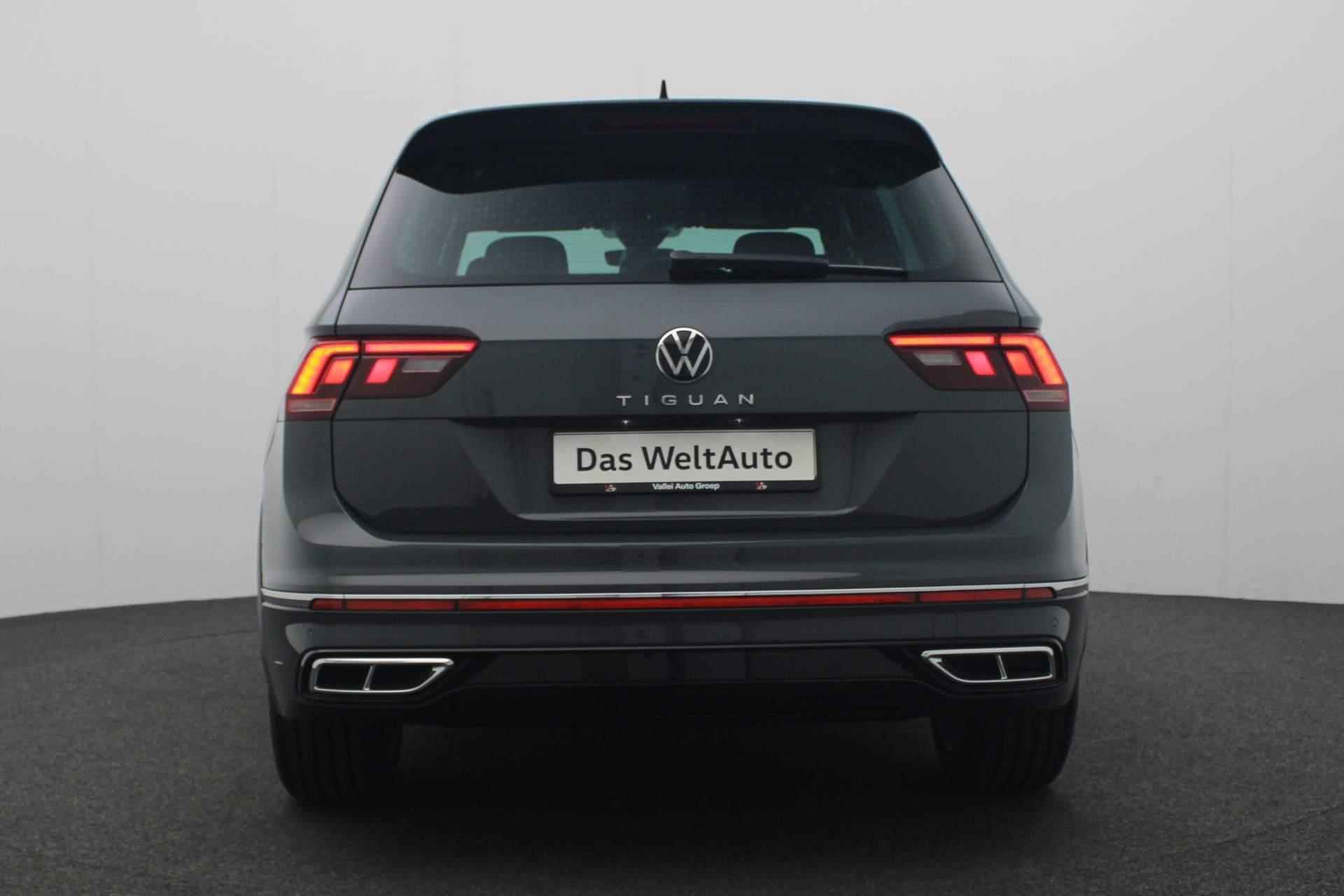 Volkswagen Tiguan 1.5 TSI 150PK DSG R-Line | Trekhaak | Camera | ACC | Stoelverwarming - 19/41