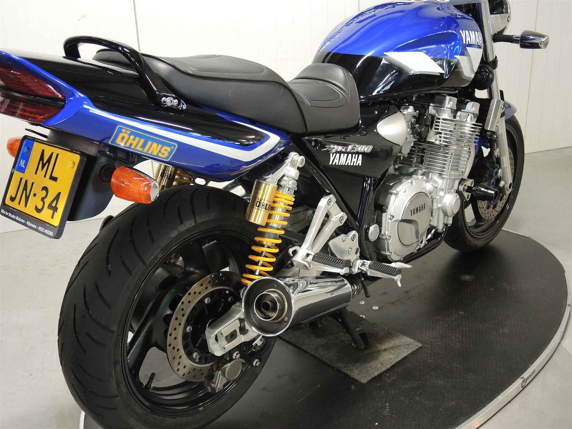 Yamaha XJR-1300 - 2004 - 11/15