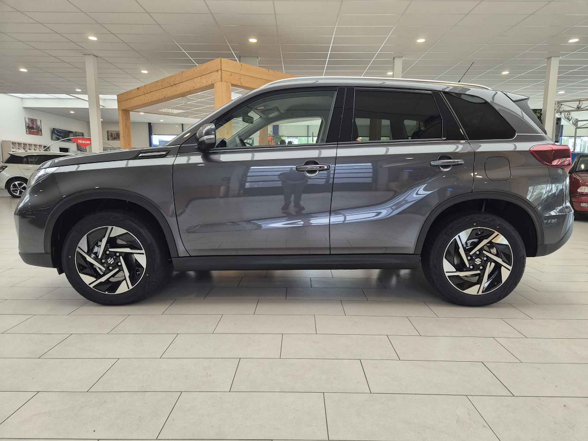 Suzuki Vitara 1.5 Hybrid Style [AUTOMAAT | CAMERA | APPLECARPLAY | CRUISECONTR - 4/29