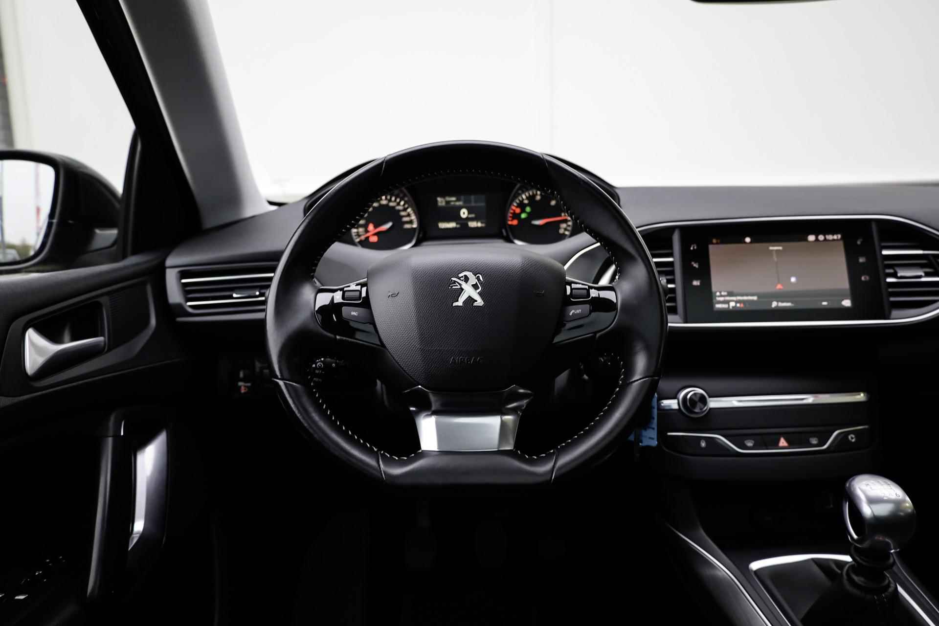 Peugeot 308 SW 1.5 BlueHDi 130pk Blue Lease Premium | Panoramadak | Leder | Trekhaak | Stoelverwarming | Achteruitrijcamera - 23/51