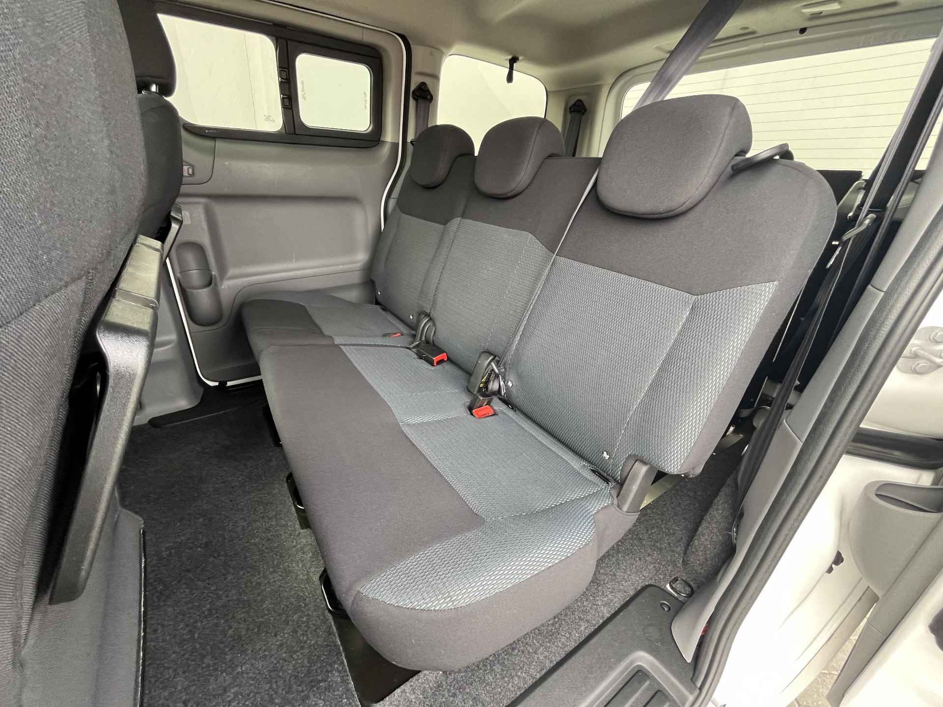 Nissan e-NV200 Evalia 40 kWh Connect Ed 7p. Rolstoelvervoer / €2.000,- Subsidie mogelijk / Rolstoel / Invalide / Aangepast Vervoer / Navigatie / Keyless / Climate control / Cruise control - 9/54