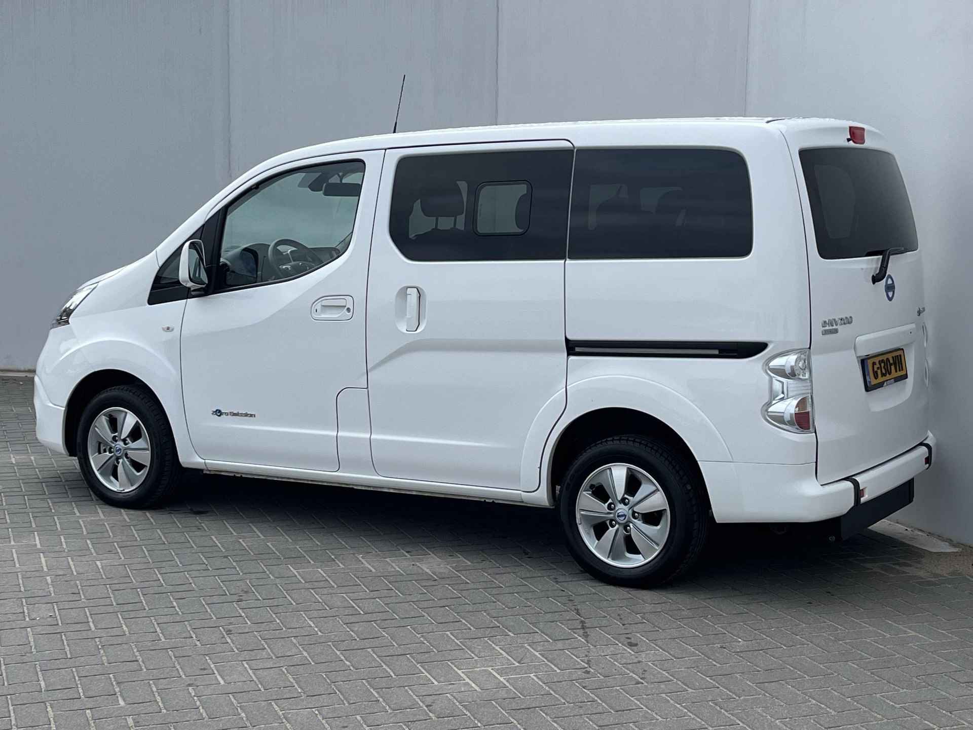 Nissan e-NV200 Evalia 40 kWh Connect Ed 7p. Rolstoelvervoer / €2.000,- Subsidie mogelijk / Rolstoel / Invalide / Aangepast Vervoer / Navigatie / Keyless / Climate control / Cruise control - 23/54