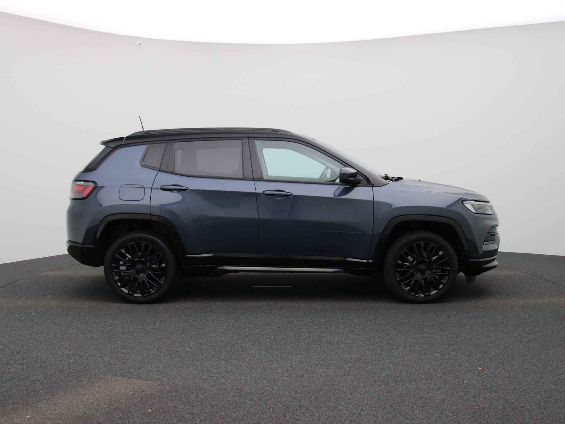 Jeep Compass 4xe 240 Plug-in Hybrid Electric S | 360 Camera | All-Season Banden | Stoel- en Stuurverwarming | 360 Parkeersensoren | - 6/37