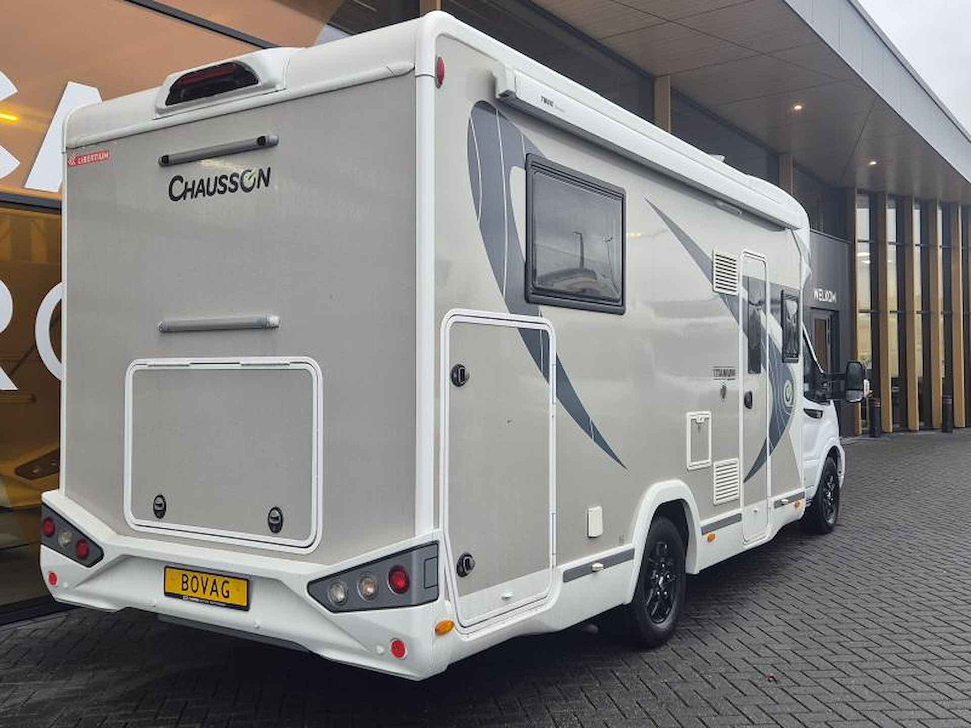 Chausson Titanium VIP 788 Queensbed - 4/24