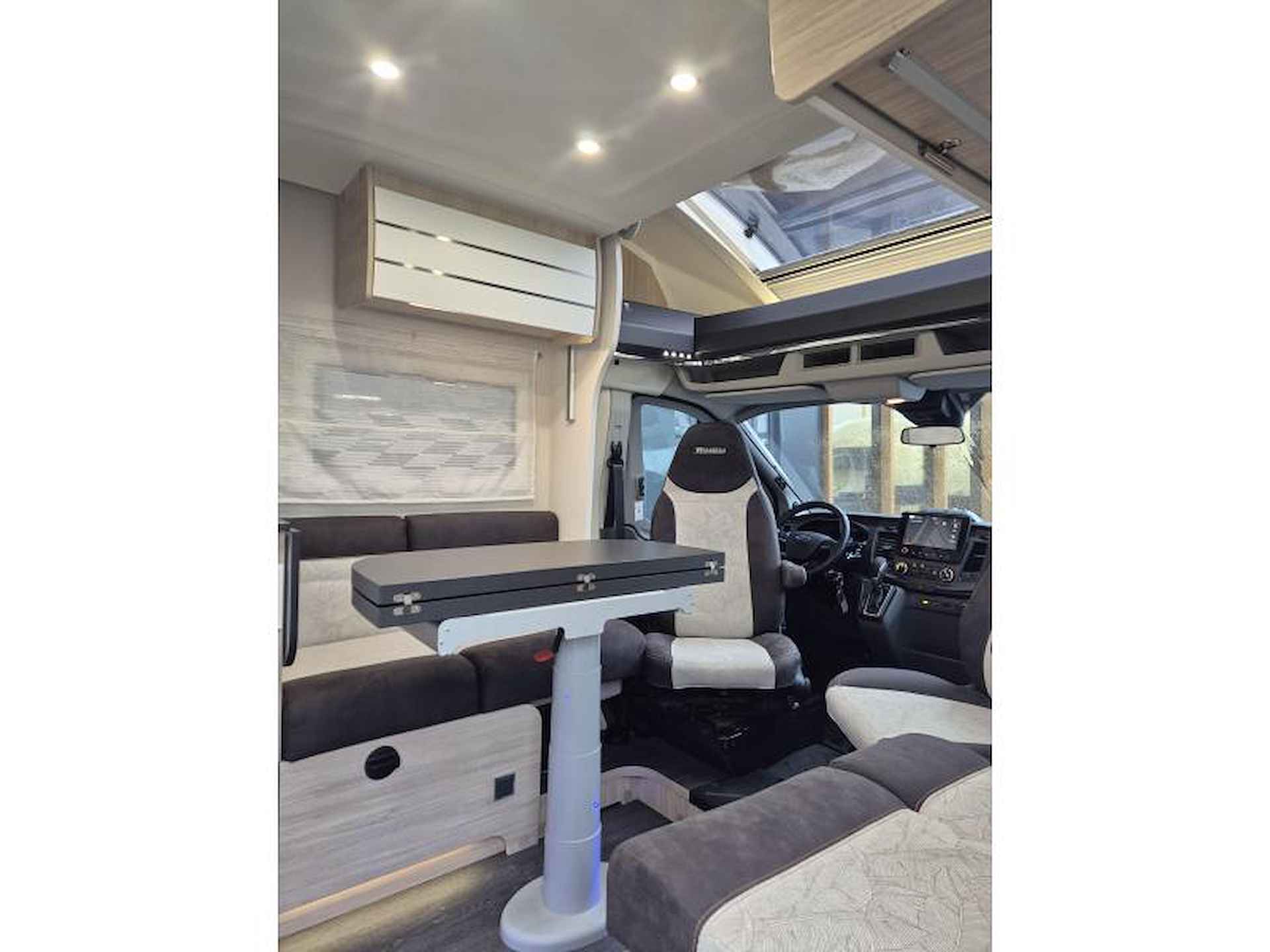 Chausson Titanium VIP 788 Queensbed - 9/24