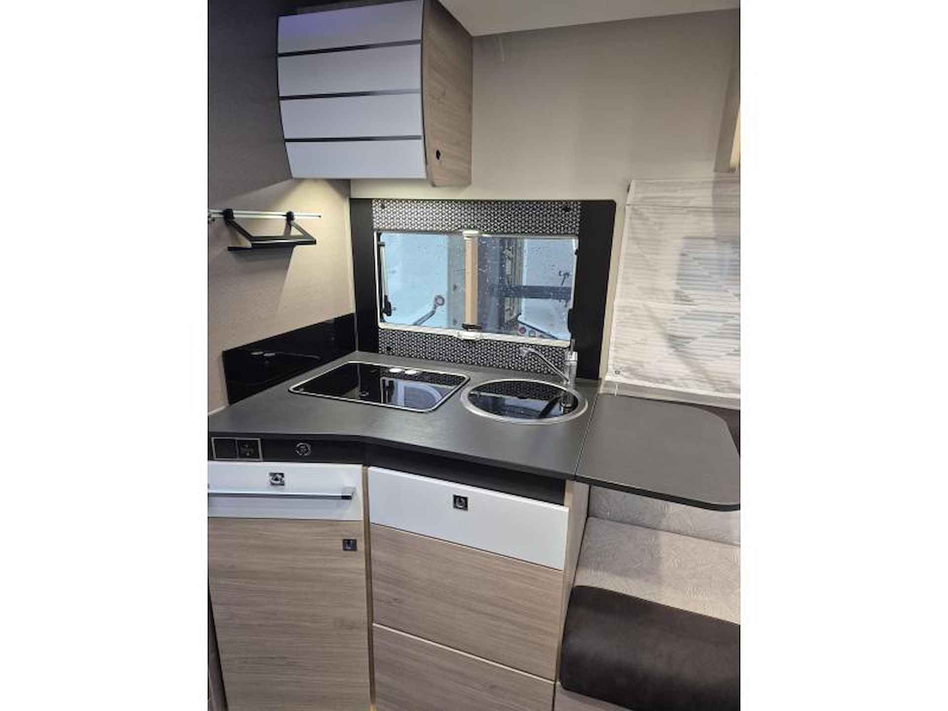 Chausson Titanium VIP 788 Queensbed - 14/24