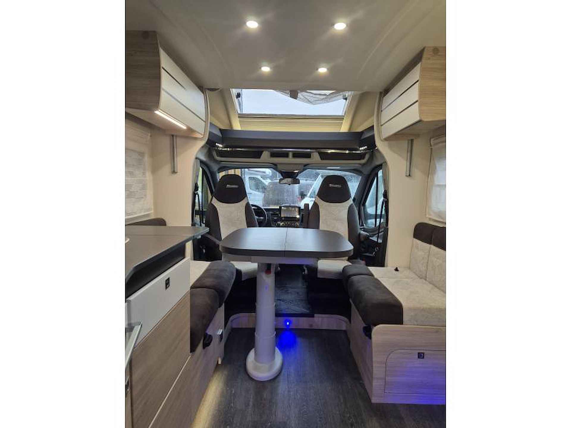 Chausson Titanium VIP 788 Queensbed - 15/24