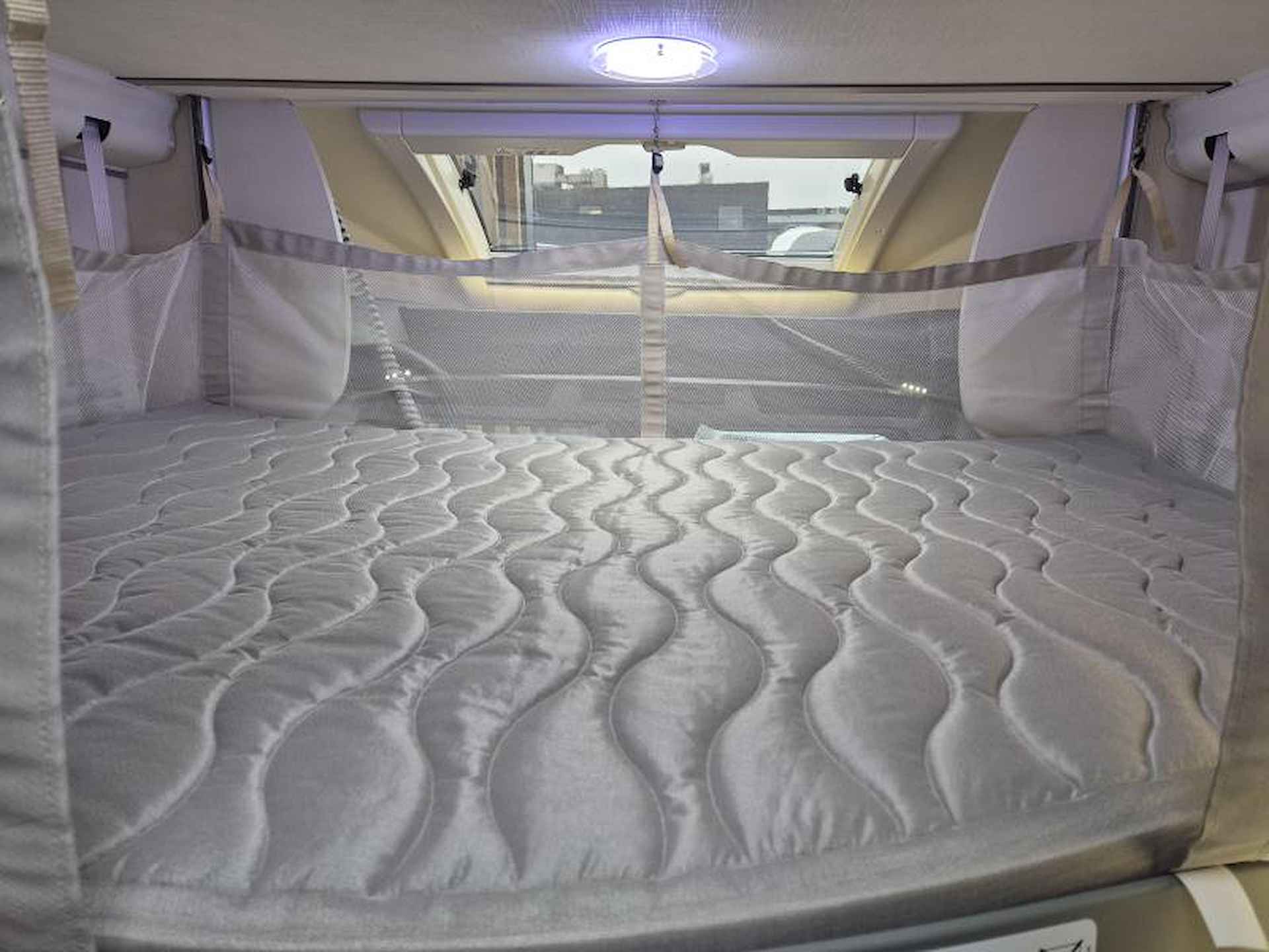 Chausson Titanium VIP 788 Queensbed - 24/24