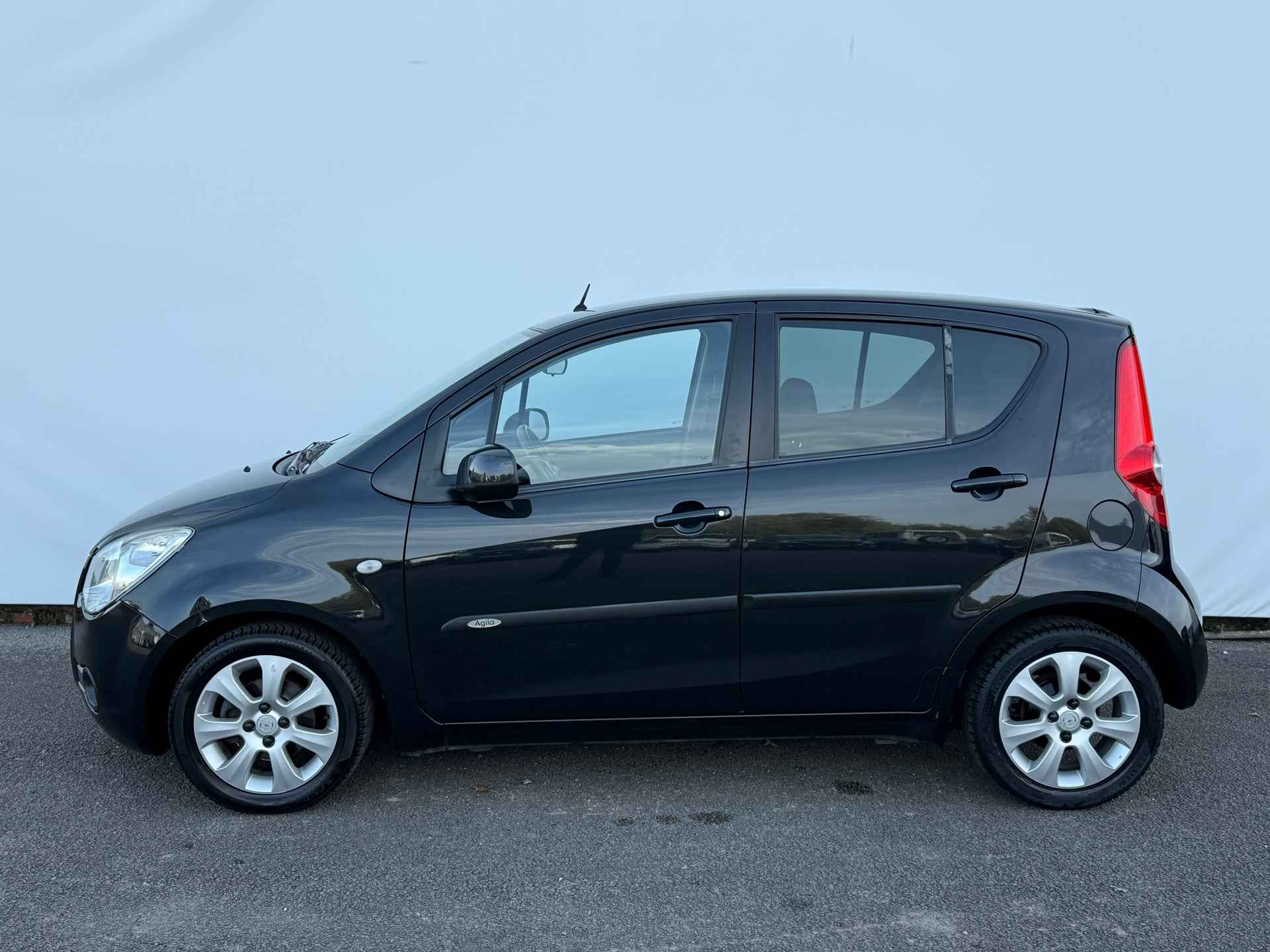 Opel Agila 1.0 Enjoy Sportvelgen | AllSeason | Airco | Radio CD | Toerenteller !! - 2/20