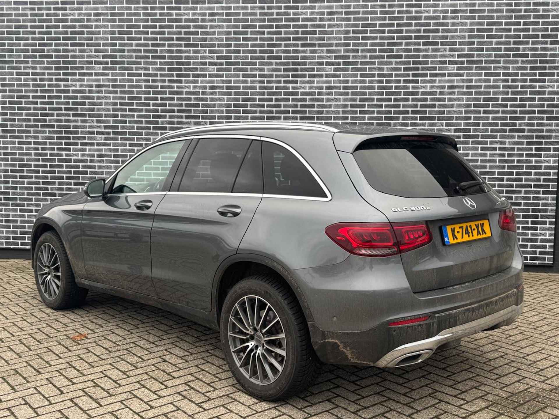 Mercedes-Benz GLC-klasse 300e 4MATIC Business Solution | Adaptive Cruise Control | Led | Navi | Parkeersensoren | Stoelverwarming | Camera | Leder - 8/11