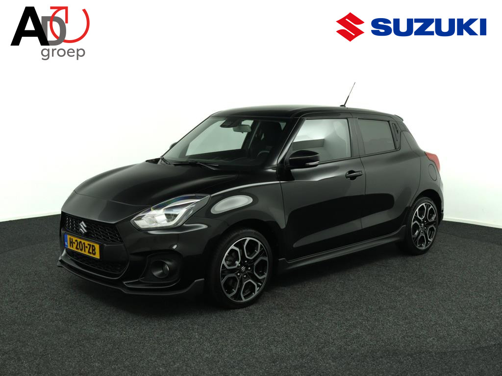 Suzuki Swift 1.4 Sport Smart Hybrid | Eerste Eigenaar | Navigatie | Stoelverwarming | Climate Control | Achteruitrijcamera | Keyless Entry | bij viaBOVAG.nl