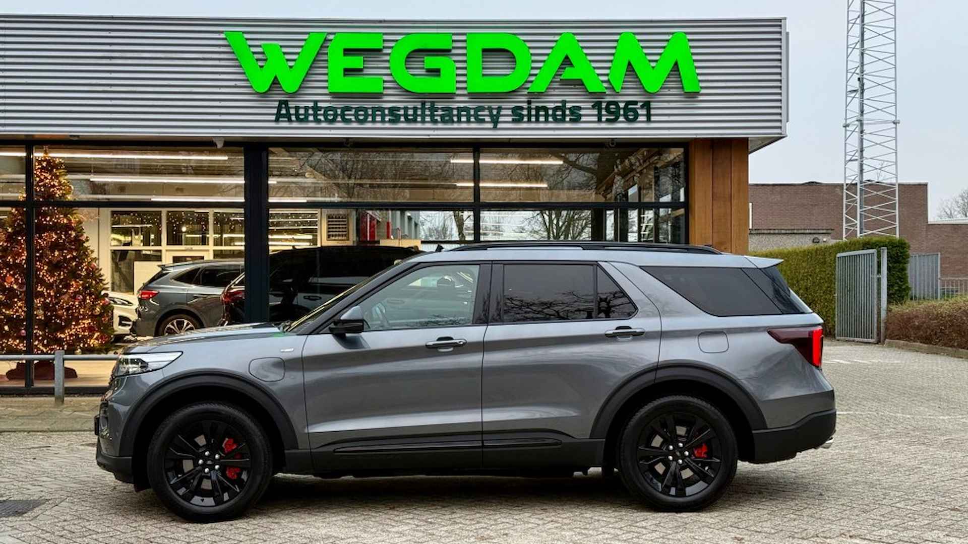 FORD Explorer 3.0 V6 EB PHEV ST-LINE / SMOKE PACK / TREKHAAK 7p - 20/30