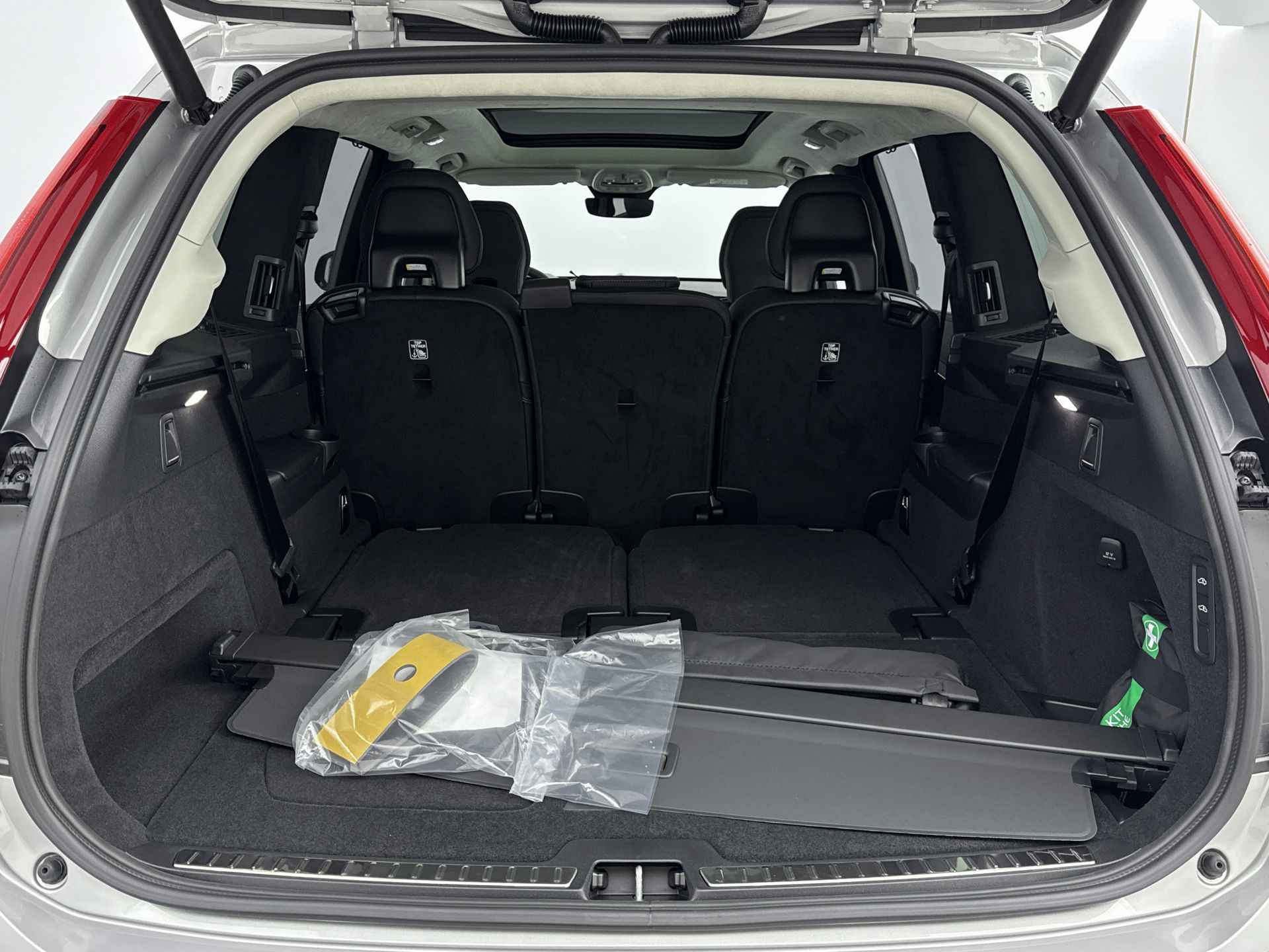 Volvo XC90 Recharge T8 Ultimate Dark - 14/26