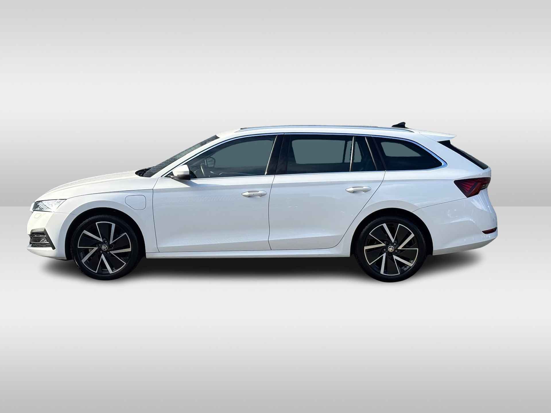 Škoda Octavia Combi 1.4 TSI iV PHEV 204PK DSG Style / 18" LMV / Panoramadak / LED / Memory Seats / Stuur + Stoelverwarming V+A ** - 5/34